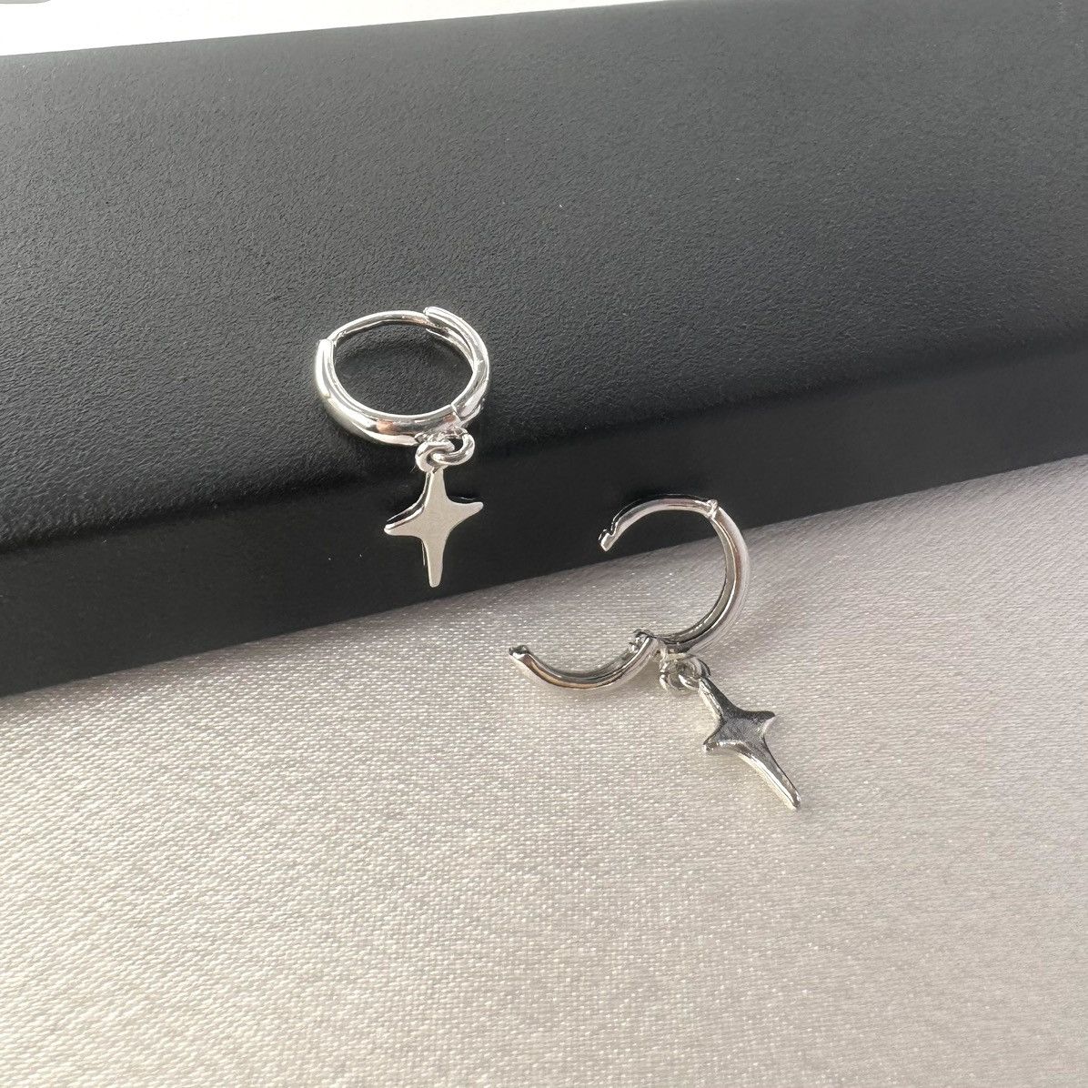 Designer Star Dangle Drop Earrings for Men Women Unisex Style Size ONE SIZE - 4 Thumbnail