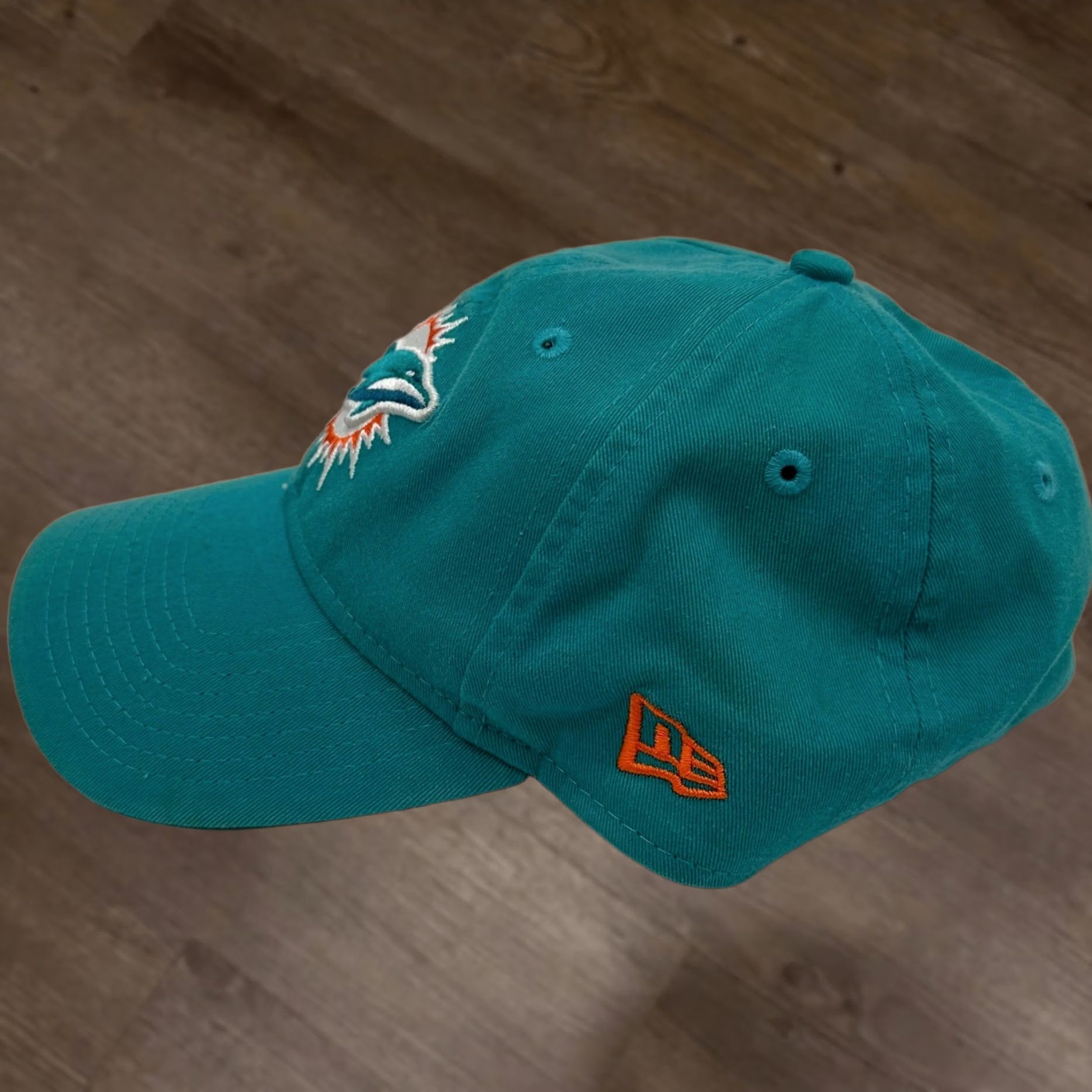Nike VINTAGE? No – Miami Dolphins Hats Football Cap Nike Mens OSFA Aqua Blue Strap Back Athletic New Era Size ONE SIZE - 1 Thumbnail