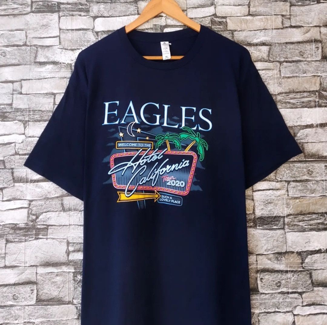 Band Tees EAGLES Hotel California Tour 2020 Tshirt Size US XL / EU 56 / 4 - 3 Thumbnail