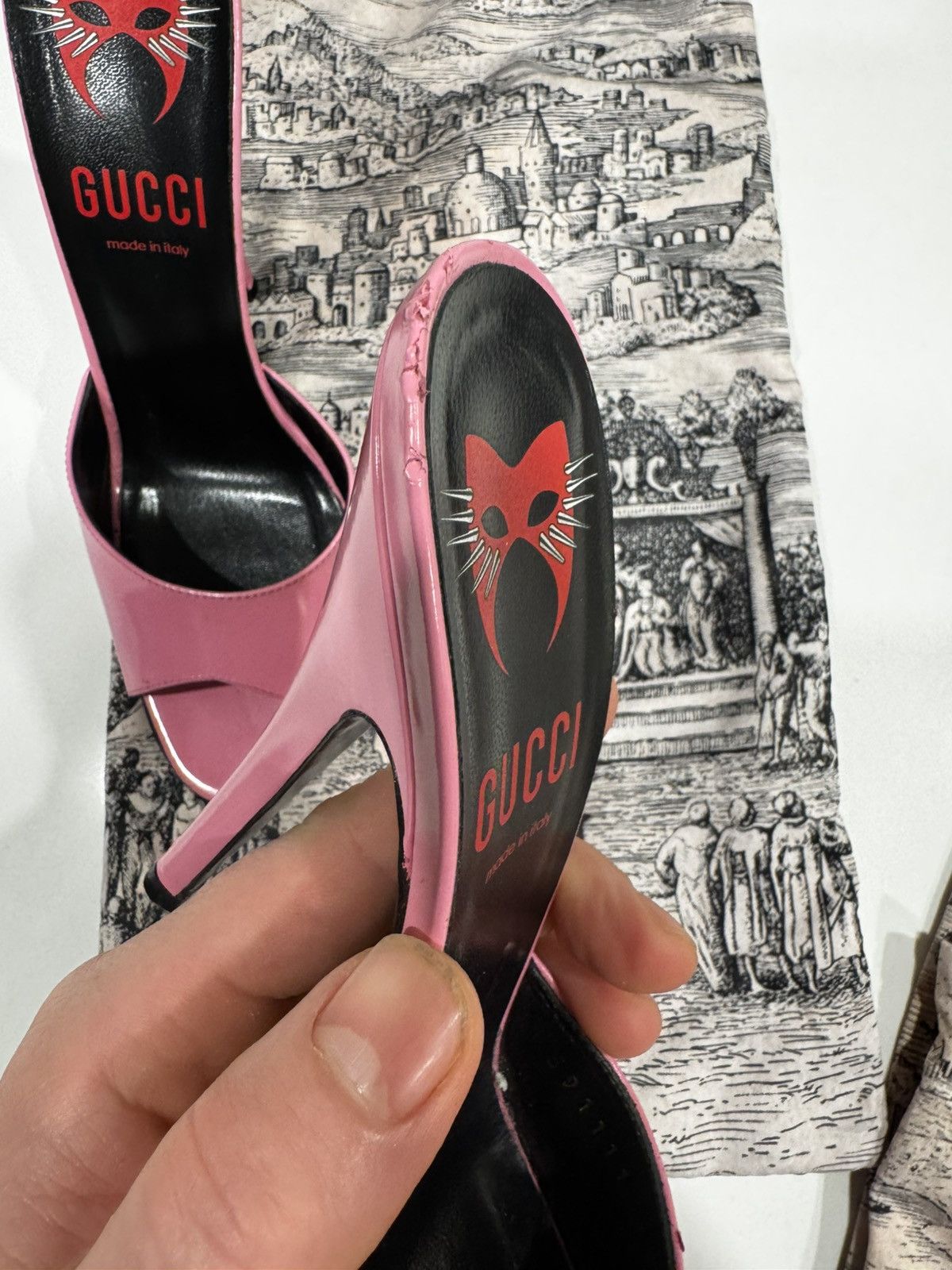 Gucci GUCCI SCARLET SANDAL Size US 8.5 / IT 38.5 - 6 Thumbnail