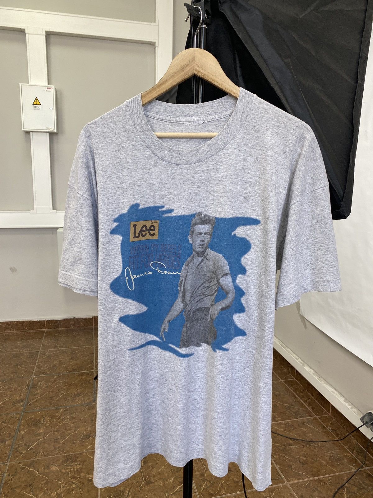 Lee × Vintage Vintage 80s Lee James Dean promo retro t-shirt rare hype Y2K Size US XL / EU 56 / 4 - 1 Thumbnail