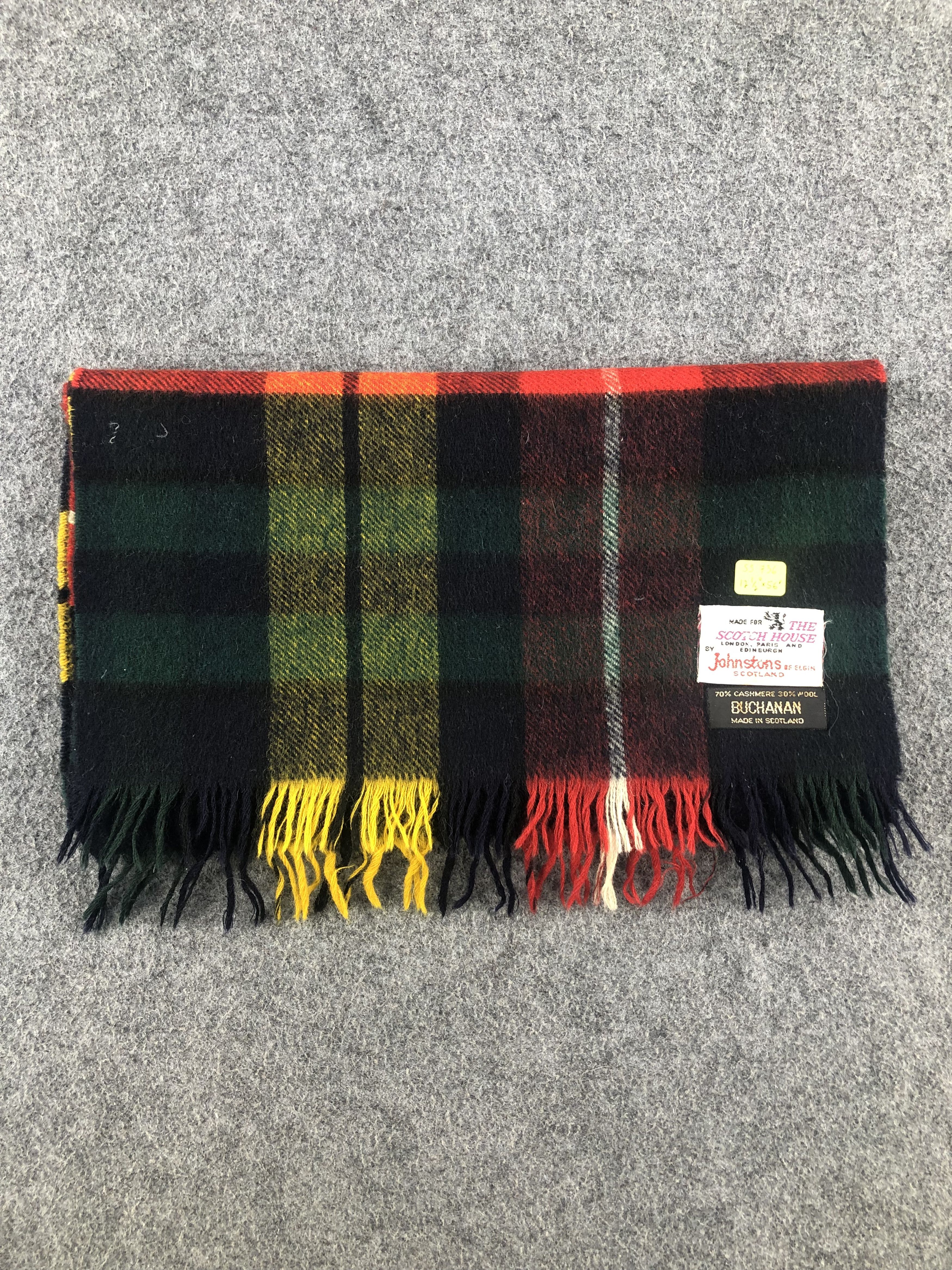 Johnstons Of Elgin Johnstons Of Elgin Scarf / Muffler / Neckwear Size ONE SIZE - 6 Thumbnail