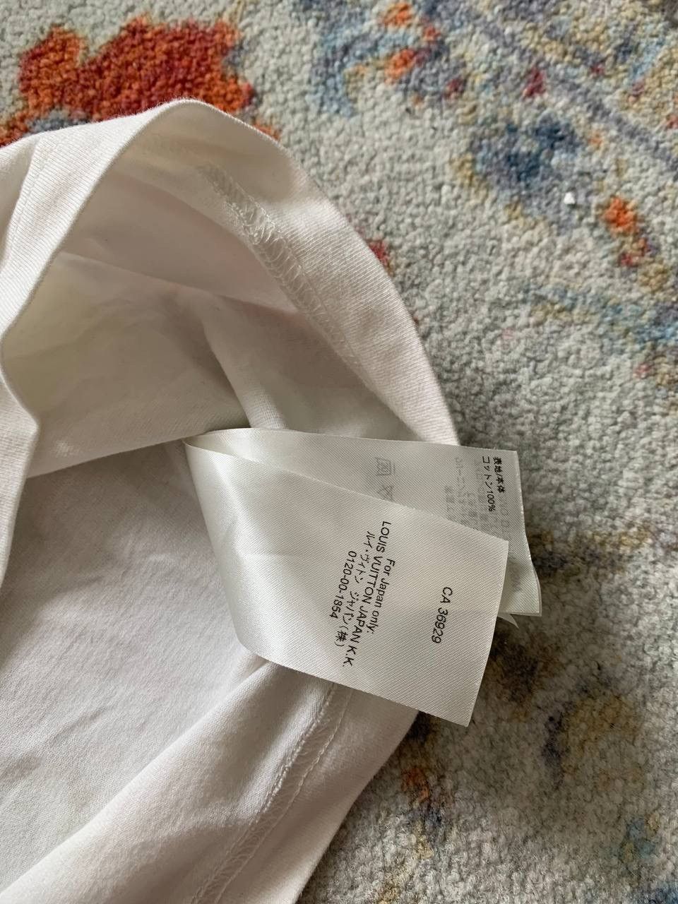 Louis Vuitton Louis Vuitton White Tee Size US L / EU 52-54 / 3 - 9 Thumbnail