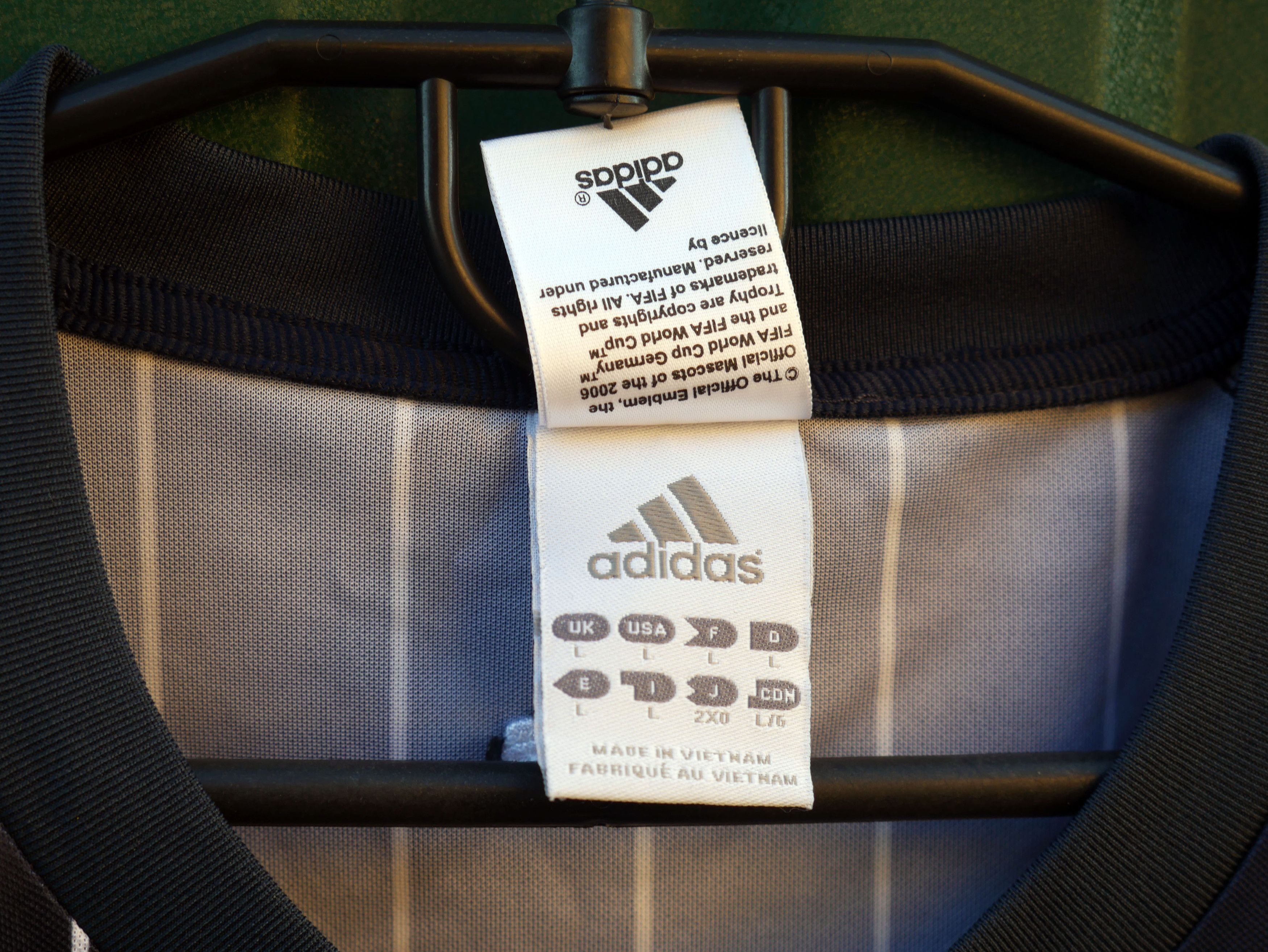 Adidas Original Vintage Fifa World Cup Germany 2006 Japan Size US L / EU 52-54 / 3 - 5 Thumbnail