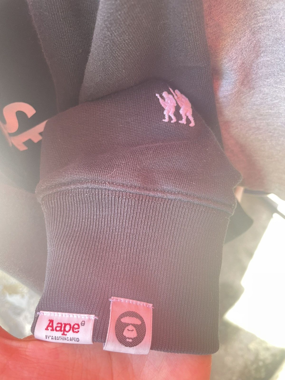 Aape Aape x One piece Size US M / EU 48-50 / 2 - 7 Thumbnail
