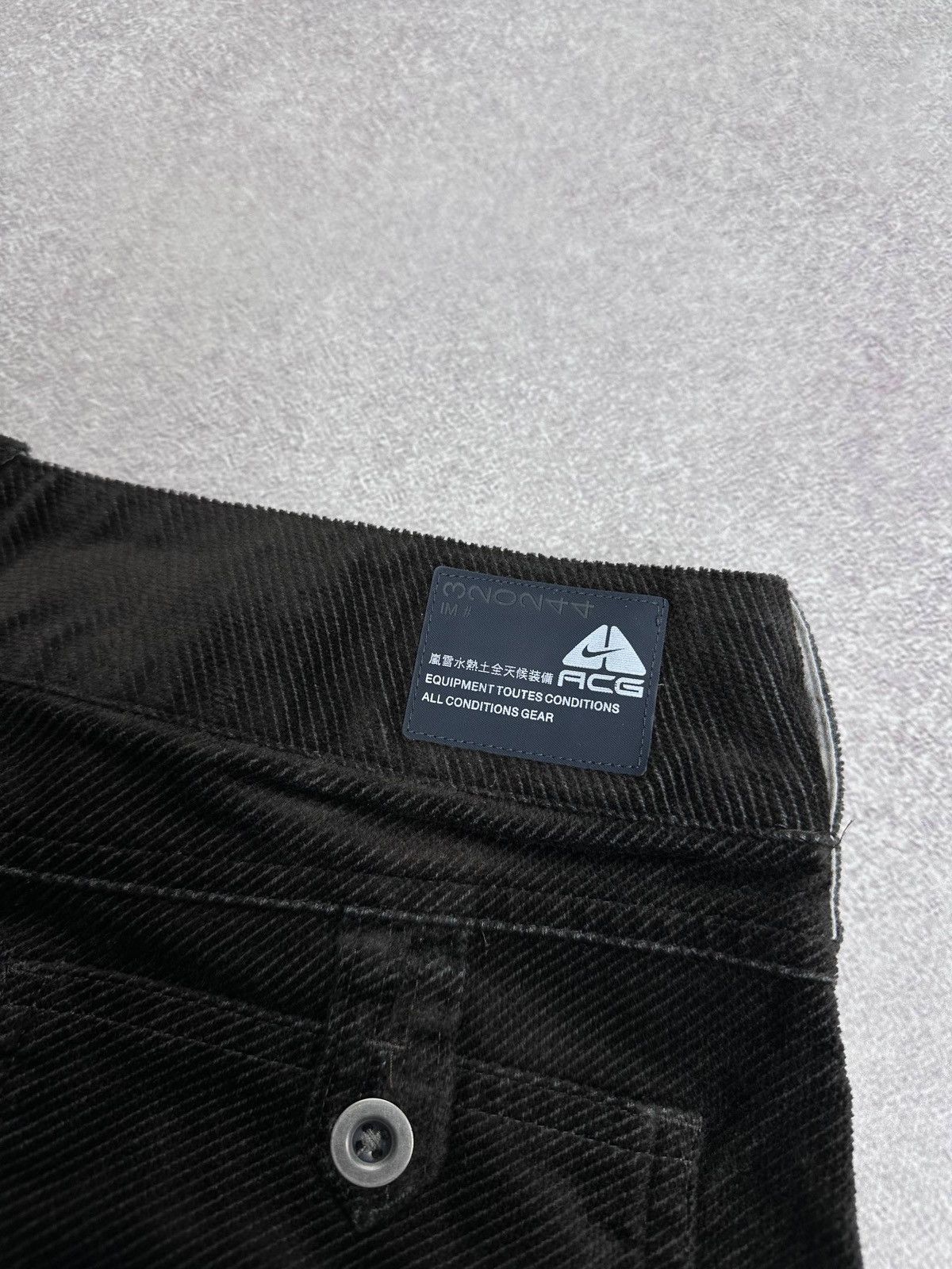 Nike ACG Vintage Nike ACG Brown Cargo Y2K Pants Corduroy 32 Size US 32 / EU 48 - 11 Thumbnail