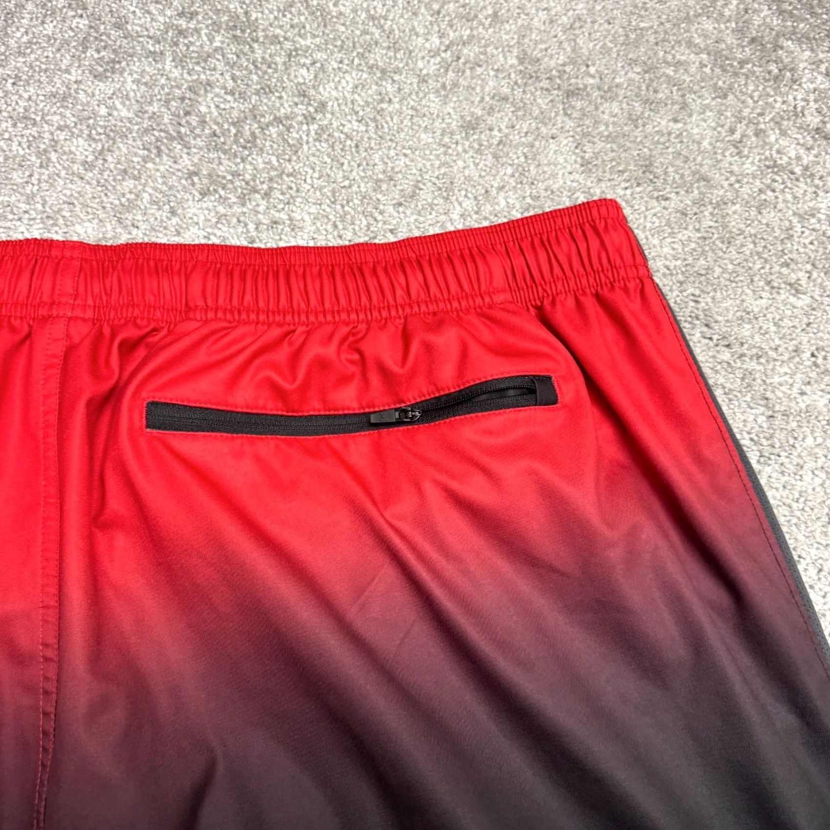Vintage MSX Ombre Athletic Training Shorts Mens 3XL Red Black Jersey Pocket Drawstring Elastic Waist Breathable 10in Inseam Active Sports Athleisure Shirt? Size US 39 - 3 Thumbnail