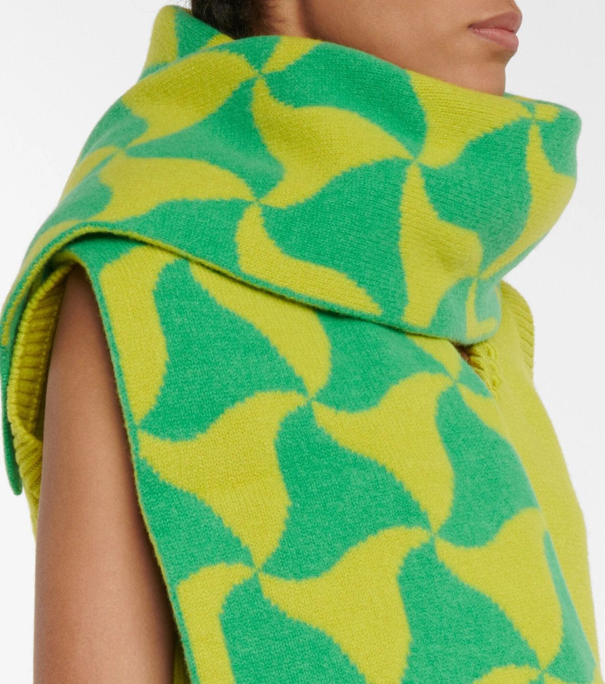 Bottega Veneta o1y0725 Size : OS / Scarf in Green/Yellow Size ONE SIZE - 3 Thumbnail