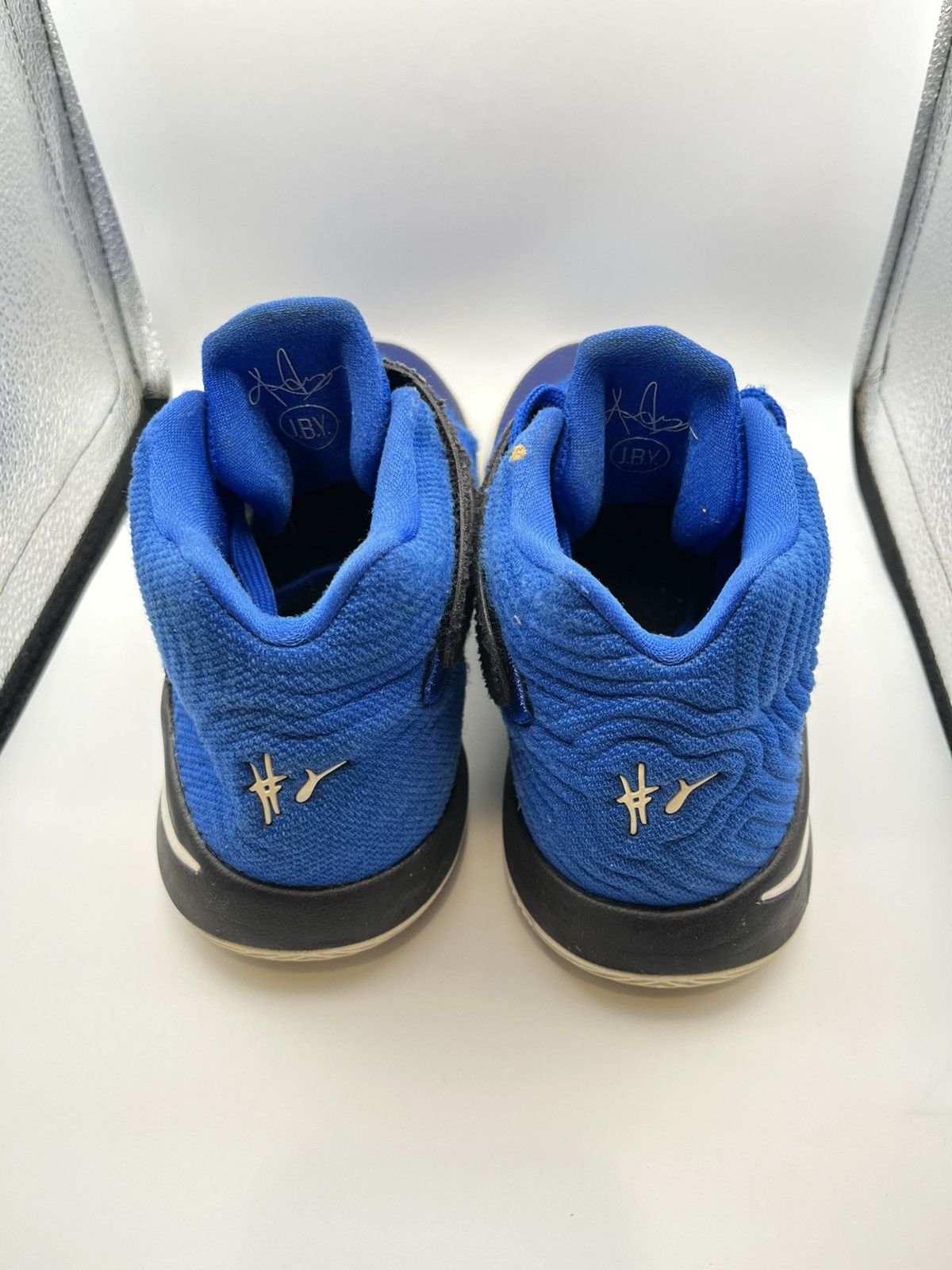 Nike Nike Kyrie 2 Brotherhood Size 7Y US Kyrie Irving Basketball Size US 7 / EU 40 - 4 Thumbnail