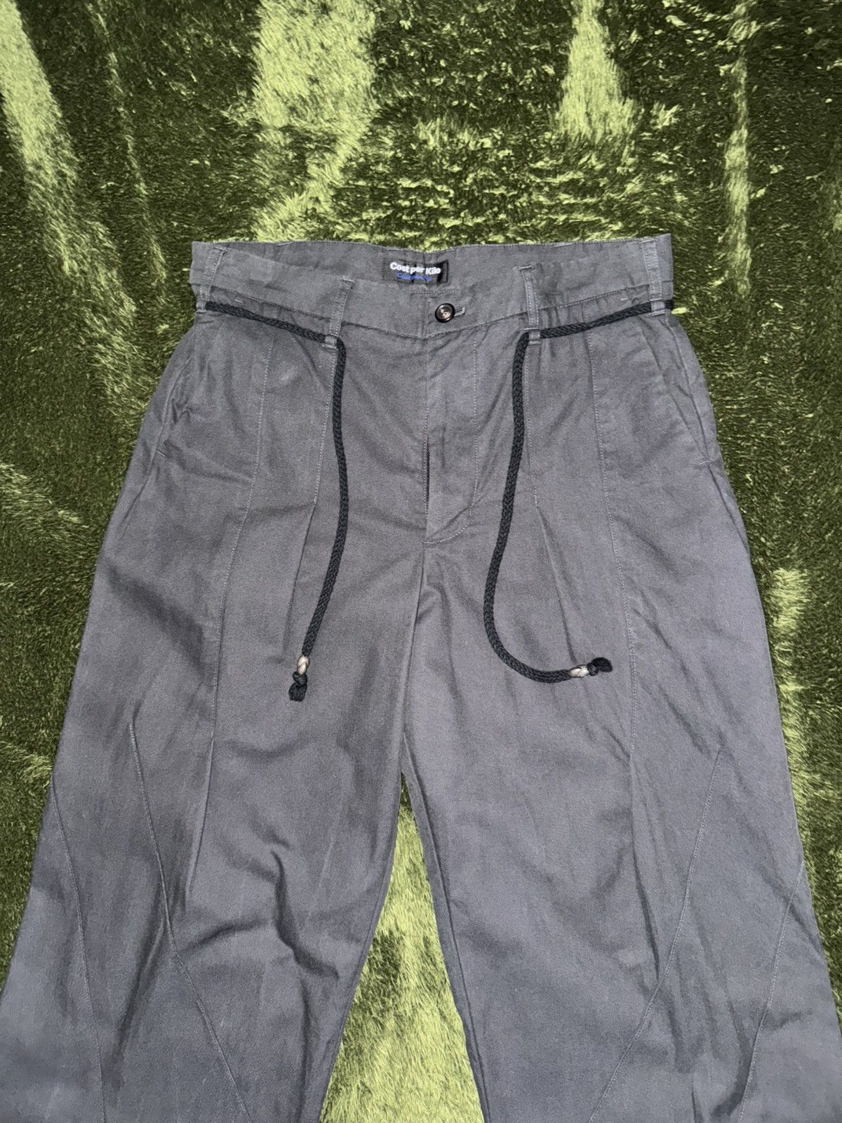 Japanese Brand [XL] Cost per Kilo Scrow Pin-Tuck Slacks – Washed Black Size US 34 / EU 50 - 4 Thumbnail