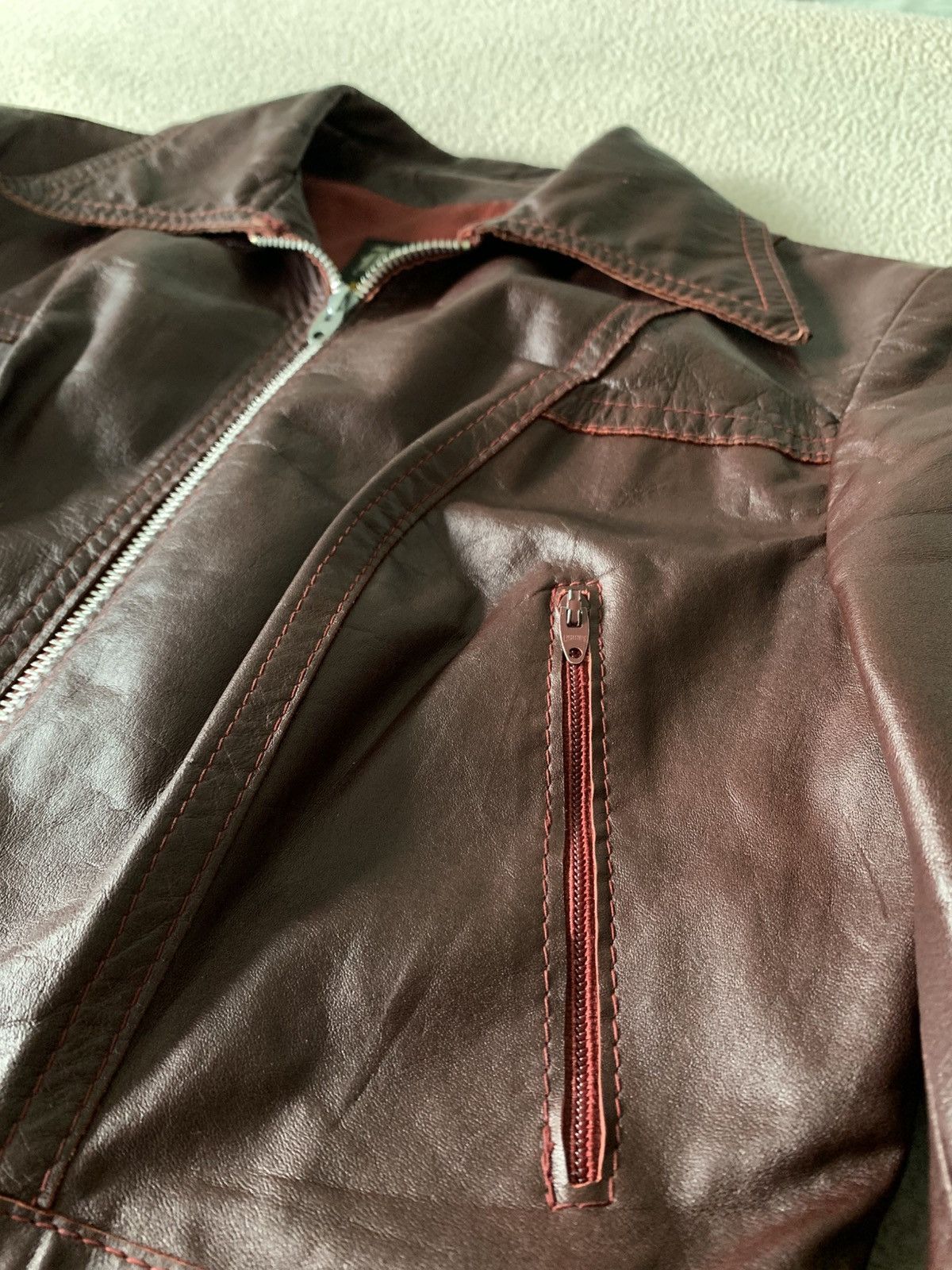 Vintage Vintage Barons leather inc red leather jacket Size S / US 4 / IT 40 - 6 Thumbnail