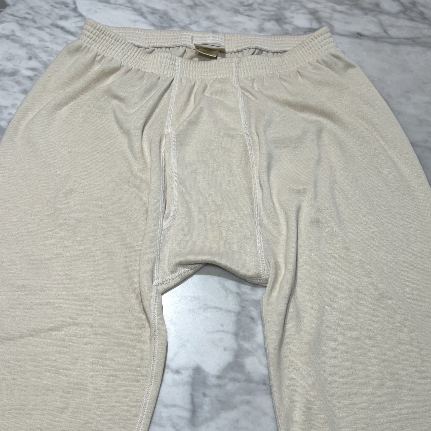 Vintage VINTAGE L.L.Bean Base Layer Pants Men Large Tall Beige Size US 33 - 3 Thumbnail