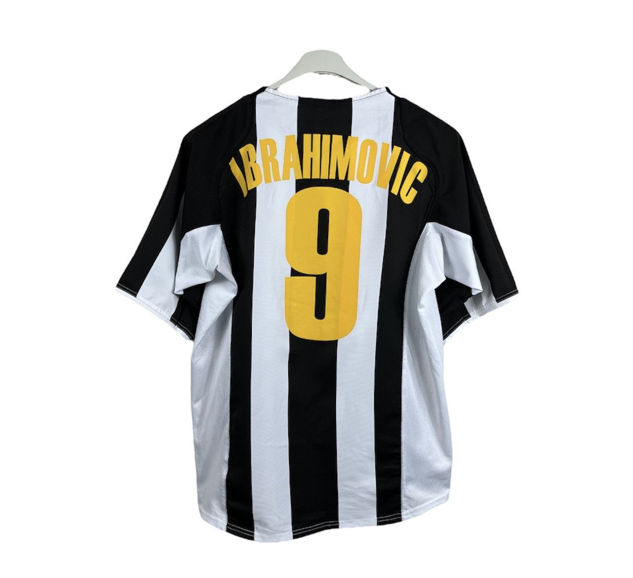 Nike Vintage Nike Juventus total 90 soccer jersey Ibrahimovic tee