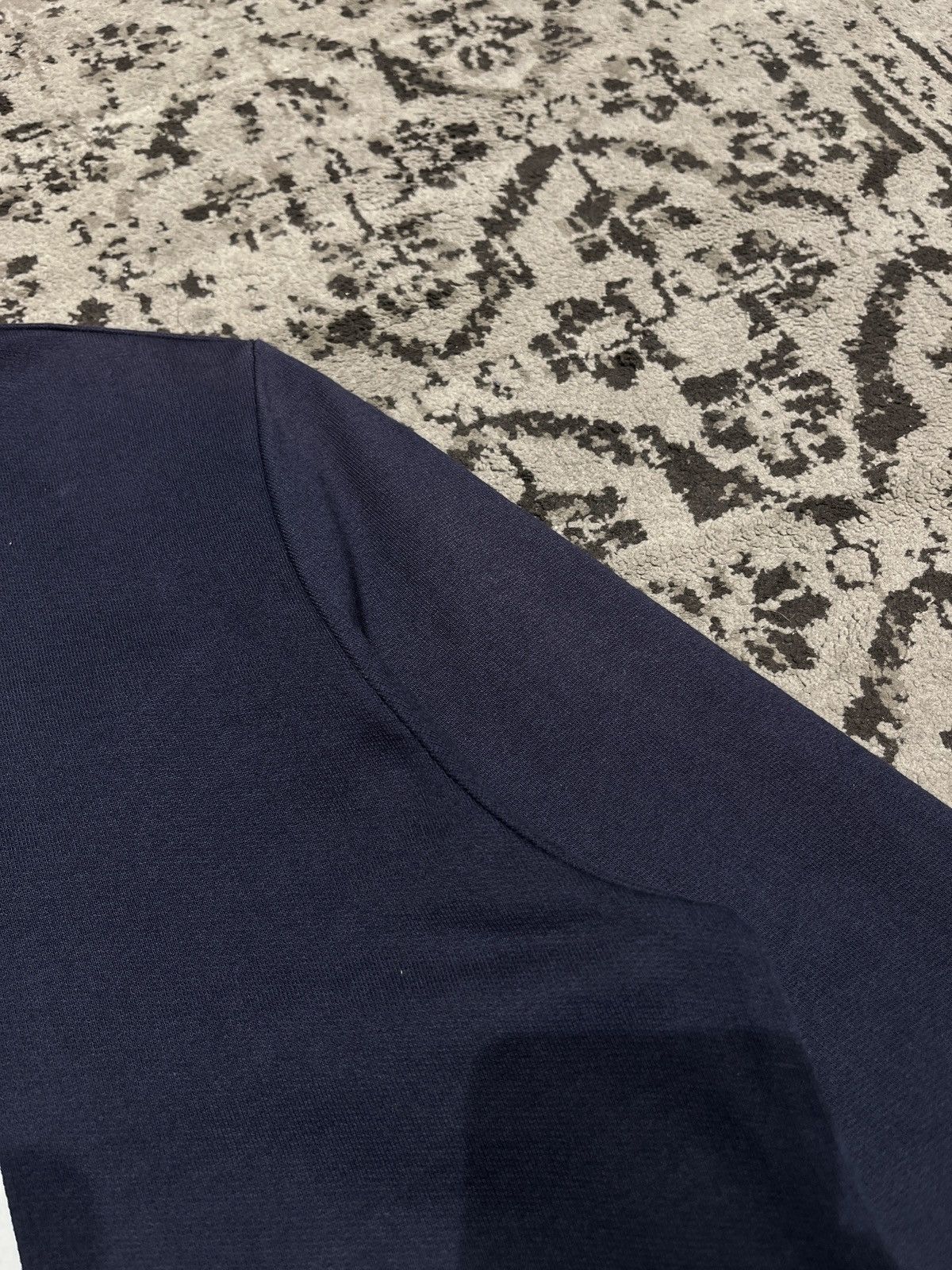 A.P.C. A.P.C Paris “P” Logo Crewneck Size US XS / EU 42 / 0 - 7 Thumbnail