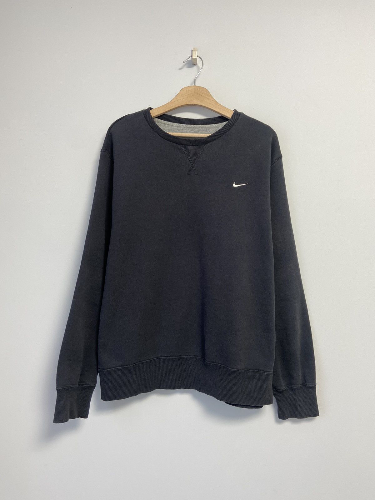 Vintage Nike Sweatshirt Vintage logo y2k style Size US XXL / EU 58 / 5 - 1 Thumbnail