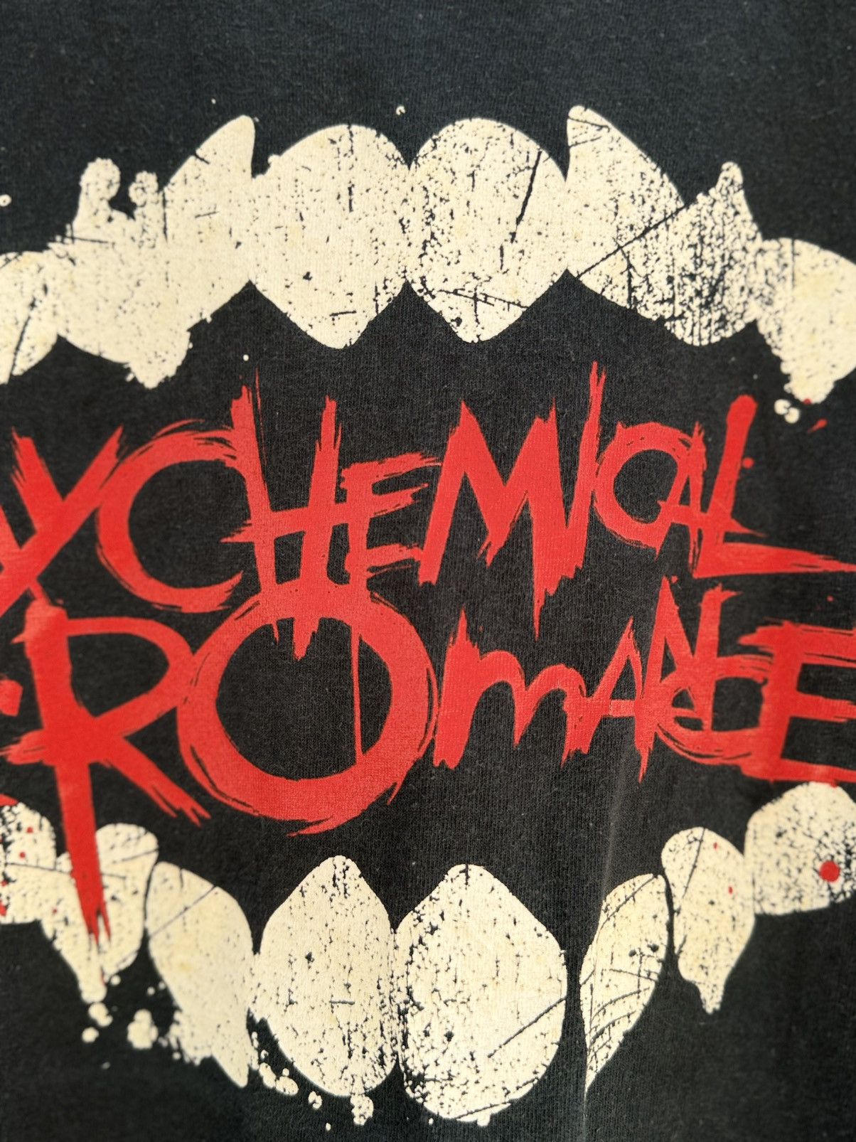 Band Tees Vintage Y2K MyChemical Romance MCR N.J Faded Grunge Tee Size US M / EU 48-50 / 2 - 4 Thumbnail