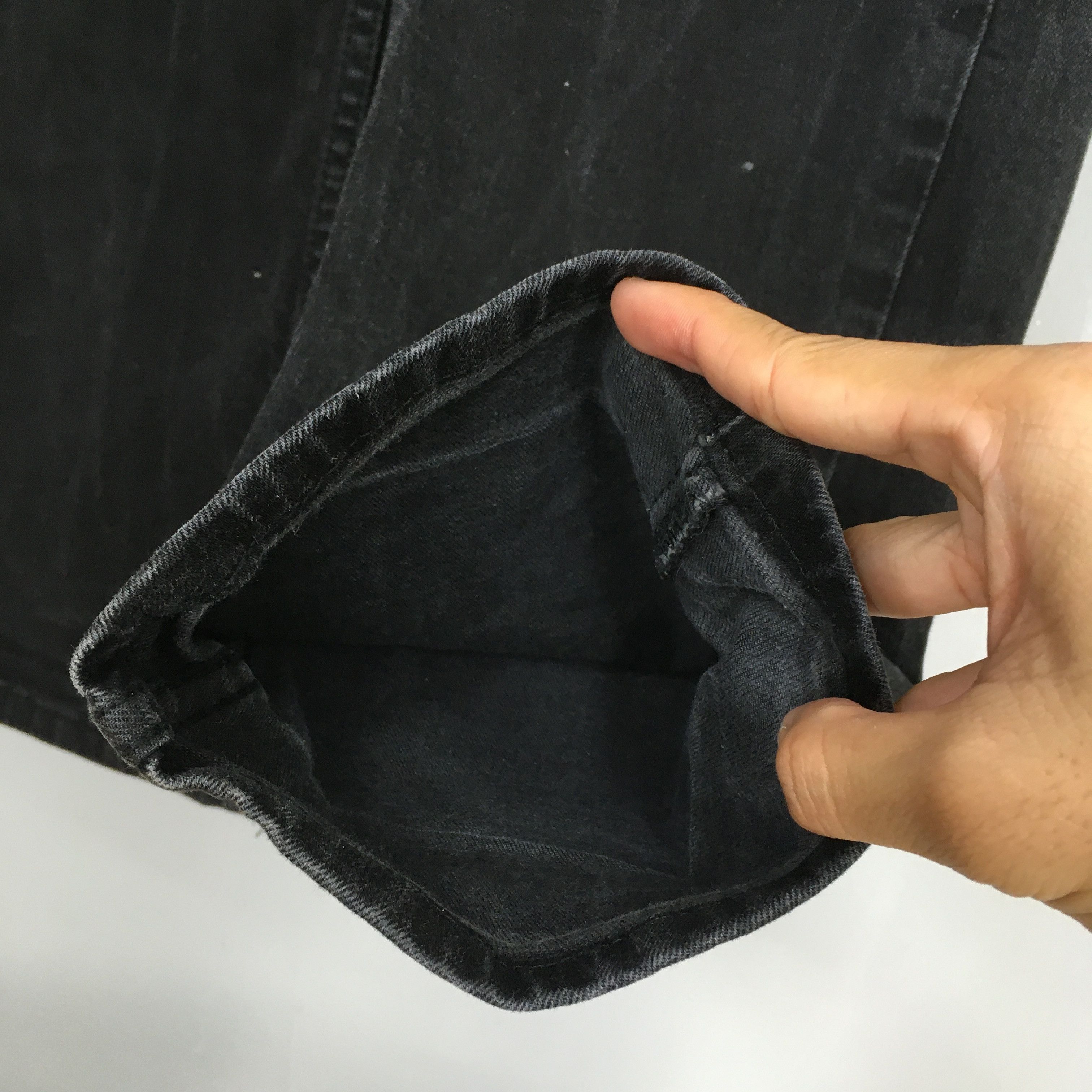 Levi's Size 30x33 Vintage Levi's 514 Black Jeans Straight Leg S634 Size US 30 / EU 46 - 9 Thumbnail