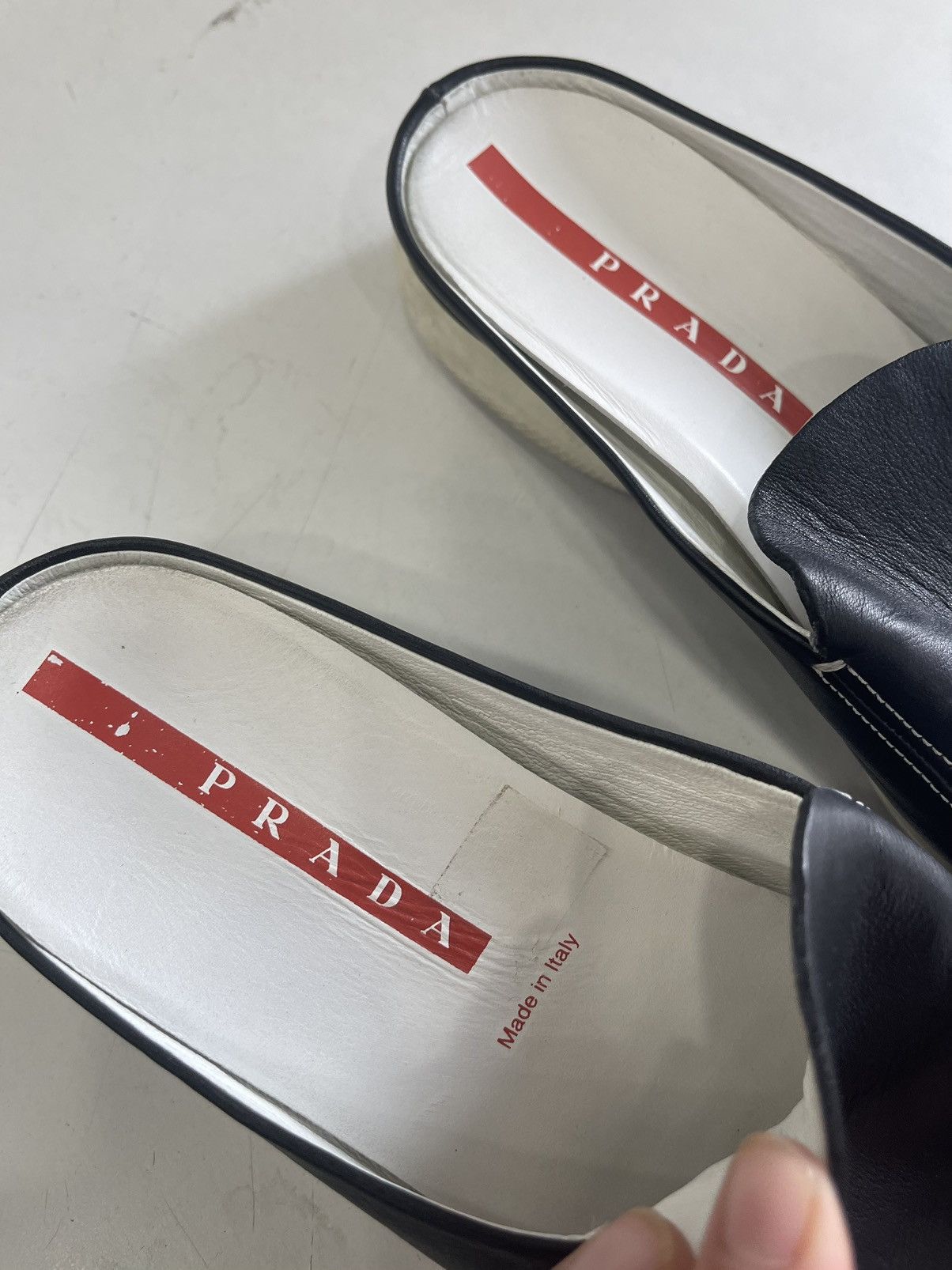 Designer × Prada × Vintage Prada 2000s vintage leather mules flats Size US 7 / IT 37 - 6 Thumbnail
