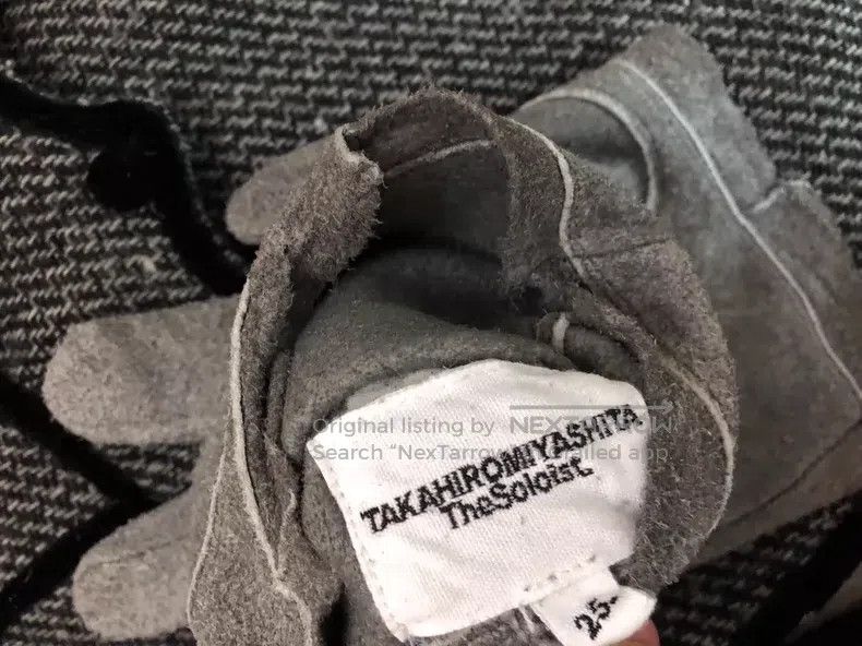 Takahiromiyashita The Soloist. Takahiromiyashita The Soloist. Size 25 Glove Size ONE SIZE - 4 Thumbnail