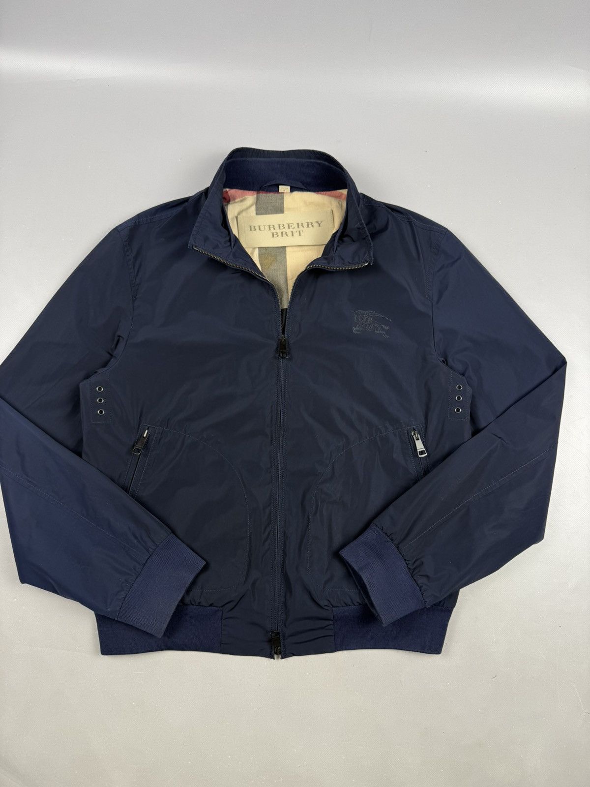 Burberry Burberry bomber navy blue whit novackeck size M mens Size US M / EU 48-50 / 2 - 3 Thumbnail