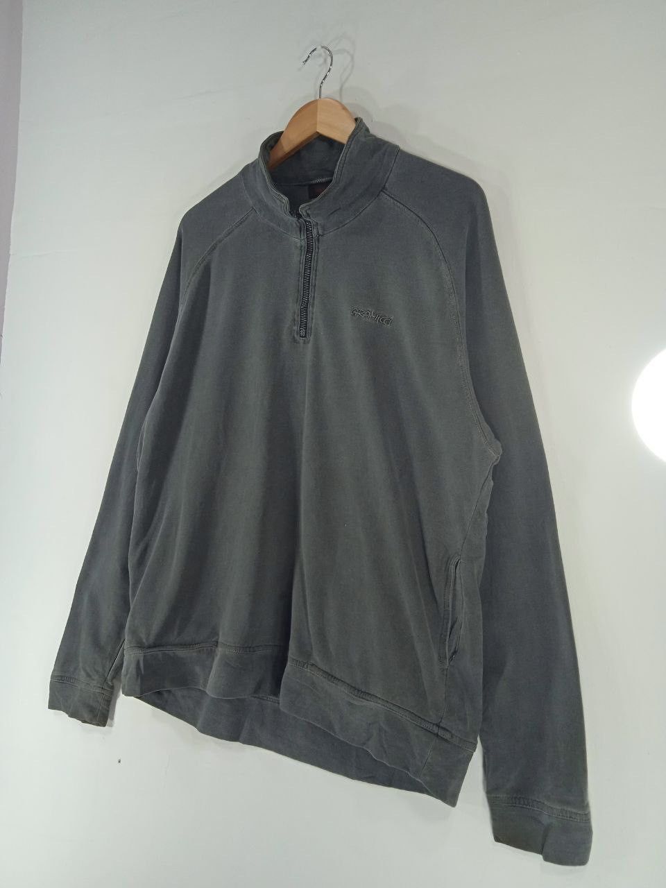 Gramicci Vintage Faded Gramicci Half Zipper Sweatshirt Size US S / EU 44-46 / 1 - 5 Thumbnail