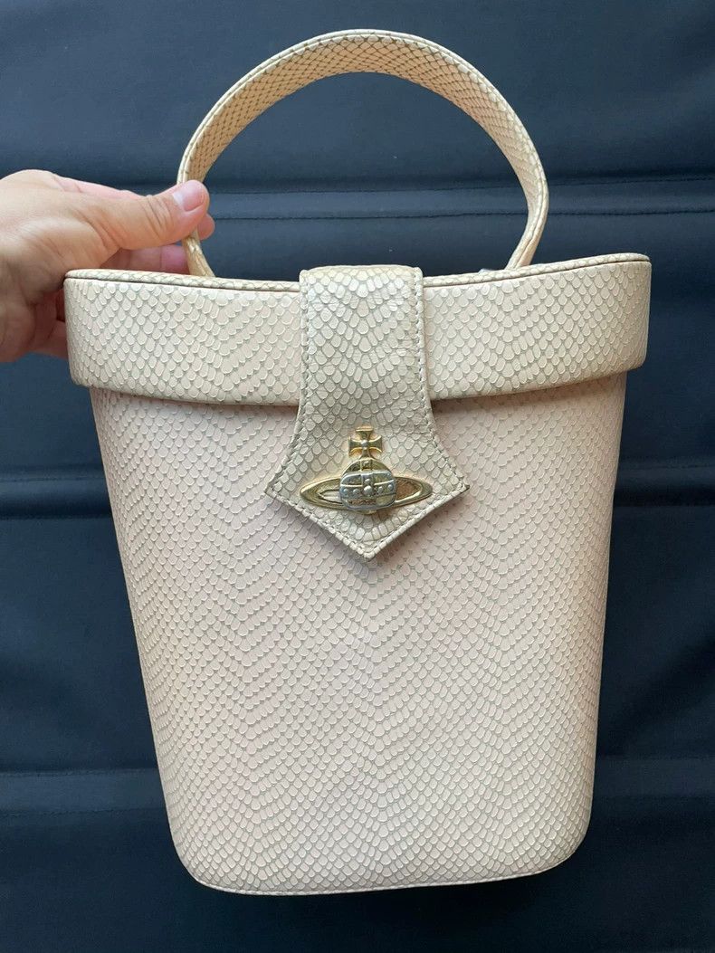 Vivienne Westwood Vivienne Westwood size os Nude Snake Print Handbag Basket G Size ONE SIZE - 1 Thumbnail