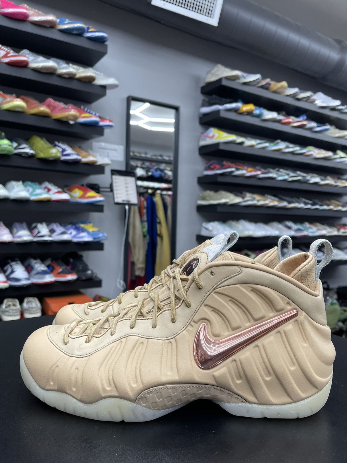 Nike Size 11 - Nike Air Foamposite Pro Vachetta Tan Size US 11 / EU 44 - 3 Thumbnail