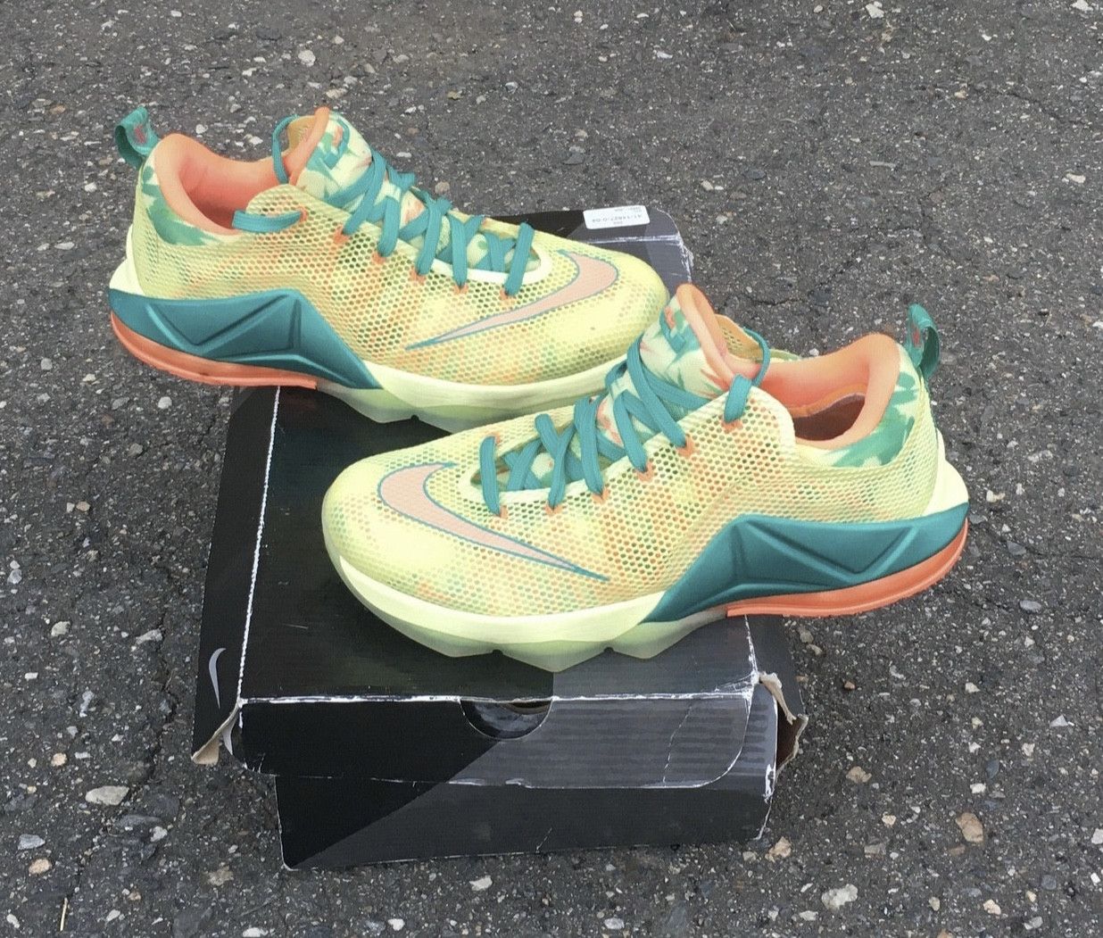 image of Nike Lebron 12 Low Shoes, Men's (Size 9.5)