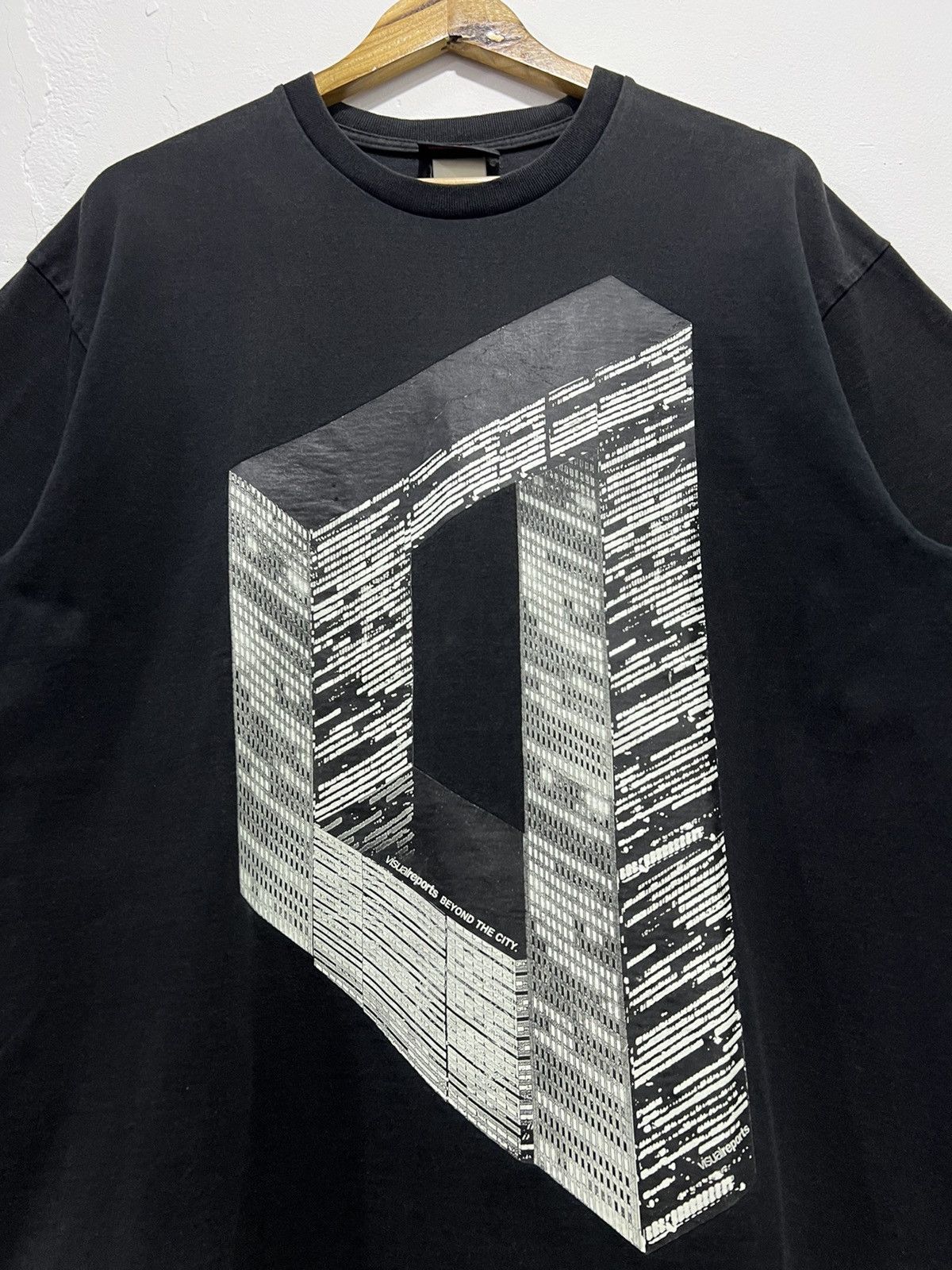 Vintage Vintage Visual Reports ‘Beyond The City’ Tshirt Size US L / EU 52-54 / 3 - 2 Thumbnail