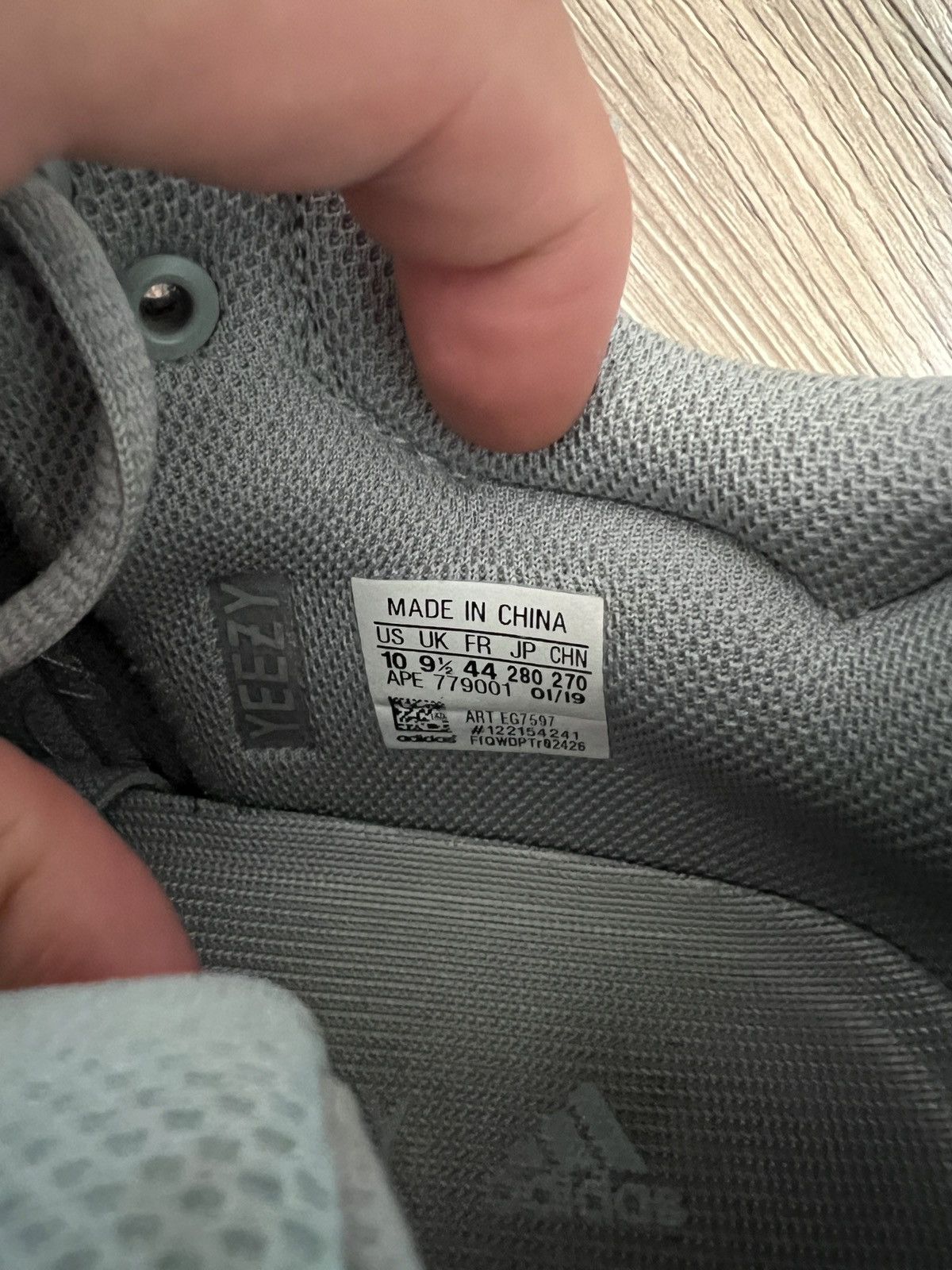 Adidas × Yeezy Adidas | Yeezy | 700 | Intertia | Size 10 Size US 10 / EU 43 - 7 Thumbnail