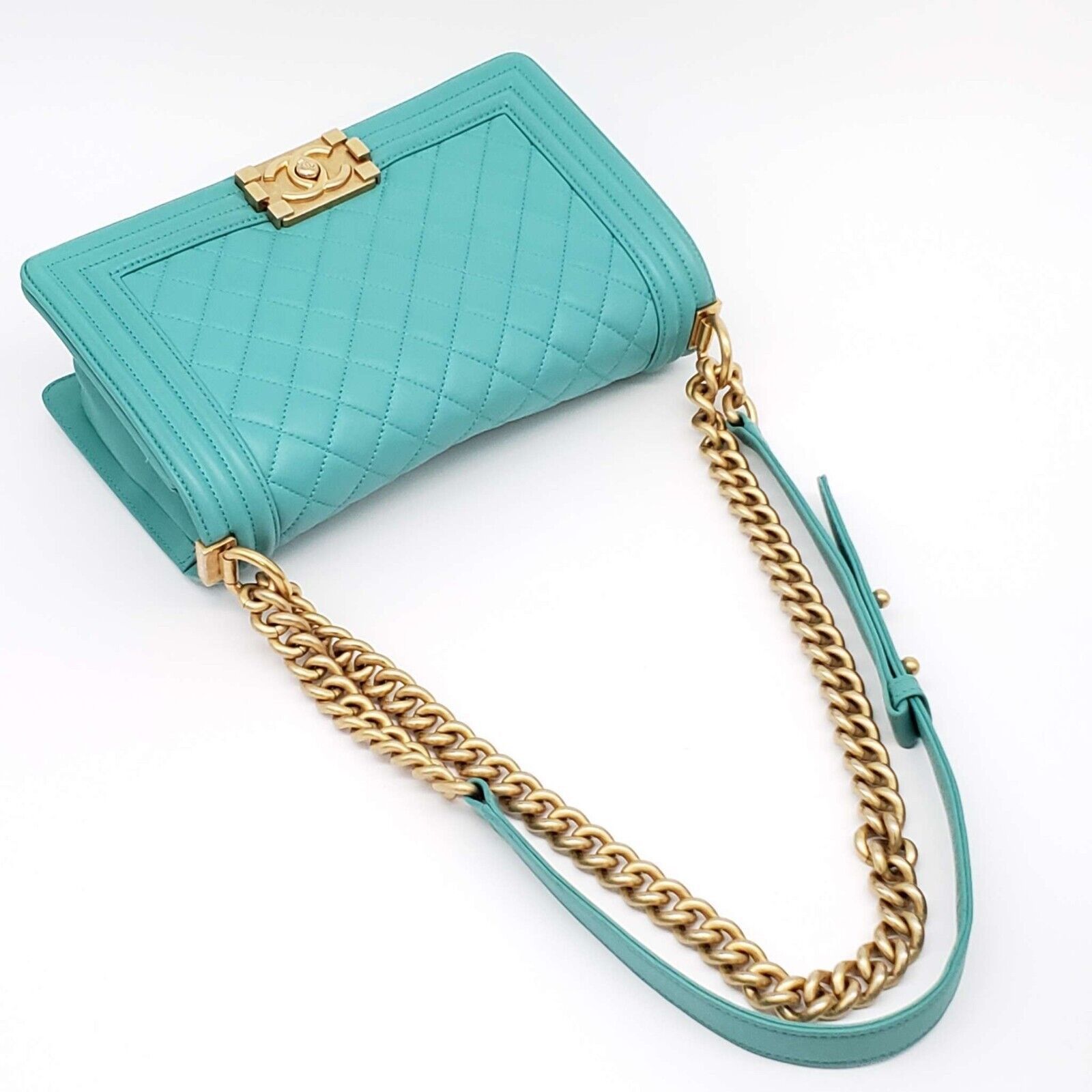Chanel Authentic CHANEL Boy Green Leather Shoulder Bag 2650-080524 Size ONE SIZE - 6 Thumbnail