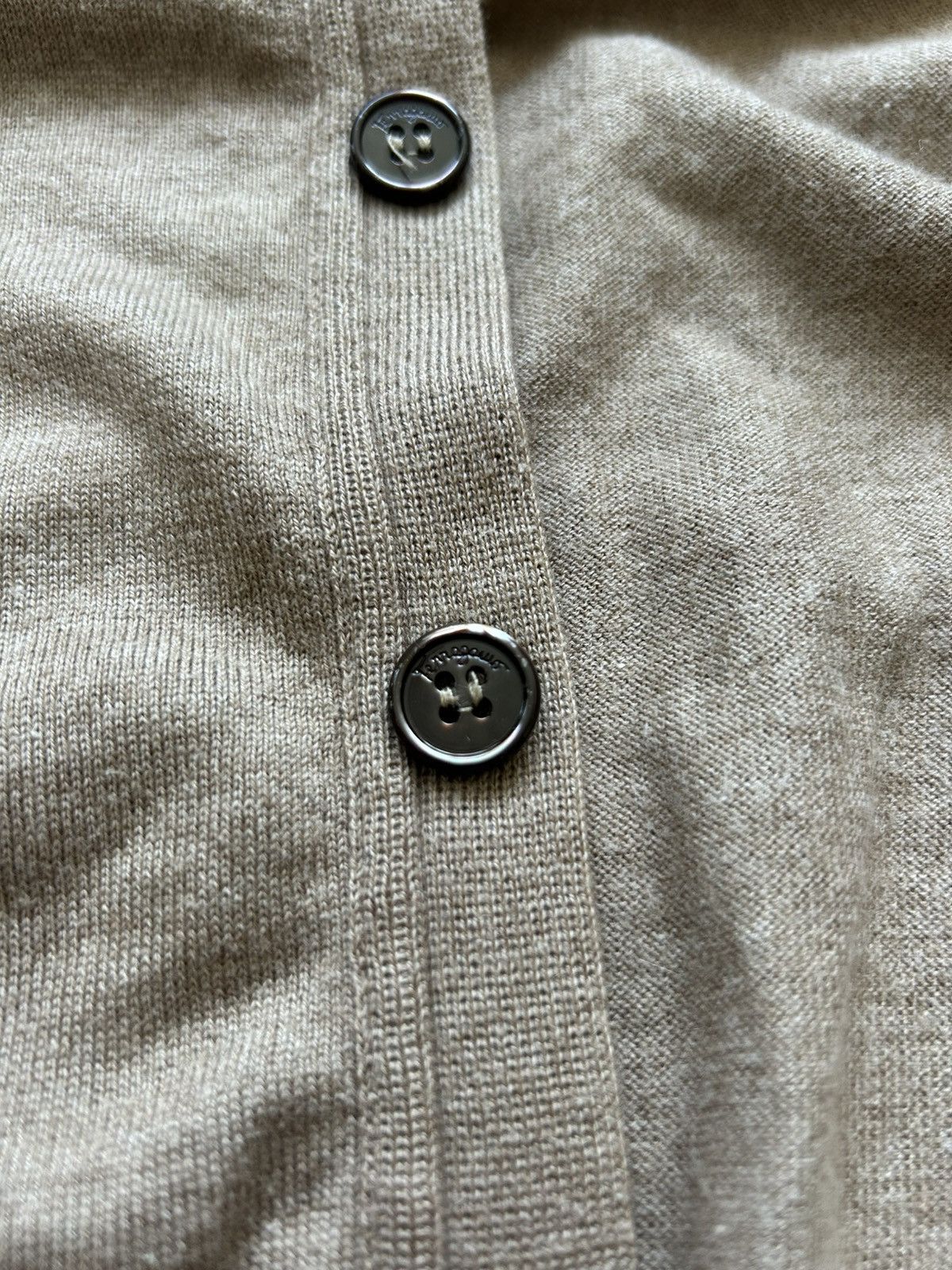 Salvatore Ferragamo Vintage salvatore ferragamo cardigan sweater Size US L / EU 52-54 / 3 - 18 Thumbnail
