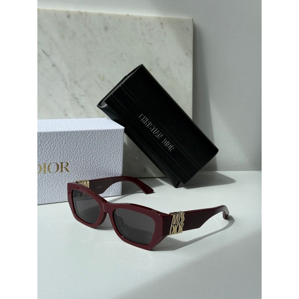 Dior NEW Dior MissDior S1F Cat Eye Sunglasses Burgundy Red Size ONE SIZE - 7 Thumbnail