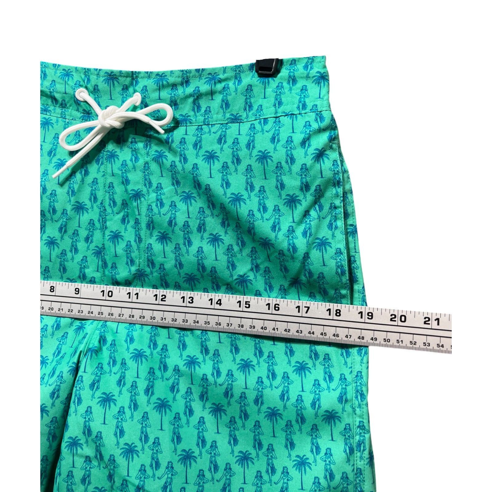 Other St. John's Bay - Men's Board Shorts - 9" Inseam - Green Hula Size ONE SIZE - 7 Thumbnail