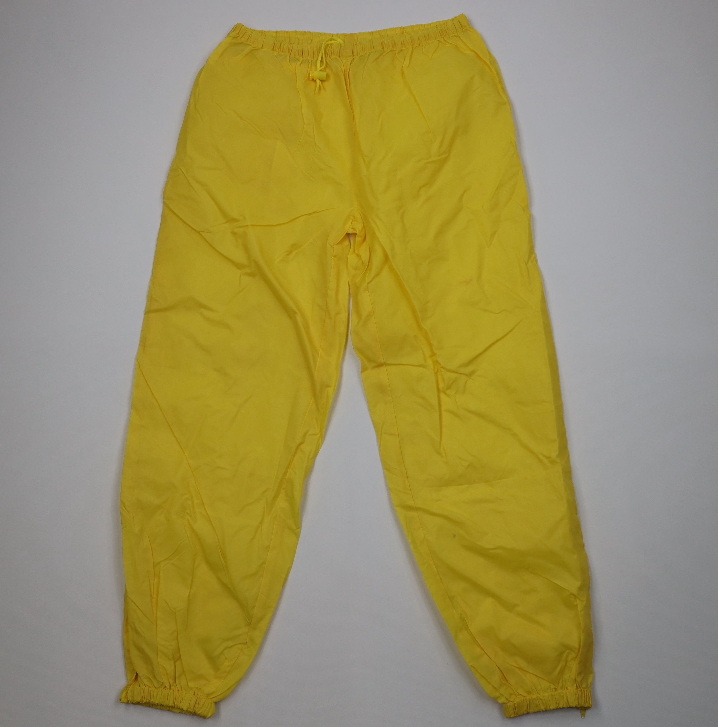 Vintage Vintage 90s Streetwear Windbreaker Joggers Pants Packable Size US 34 / EU 50 - 1 Thumbnail