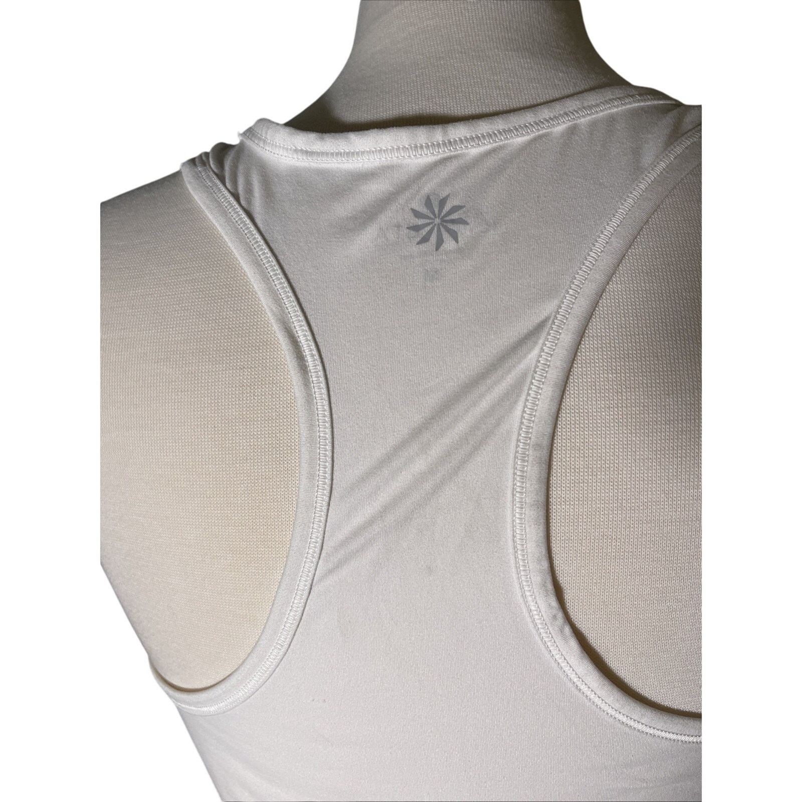 Athleta Athleta MED White Racer Back Athletic Tank Top Size M / US 6-8 / IT 42-44 - 5 Thumbnail