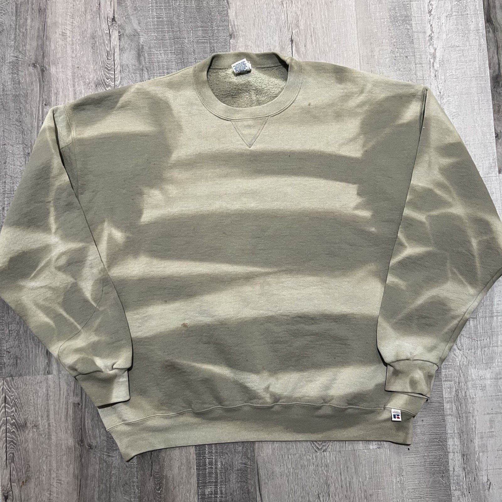 Russell Athletic VTG Sun Faded Beige Crewneck Sweatshirt Russell Athletic Size US XXL / EU 58 / 5 - 1 Thumbnail