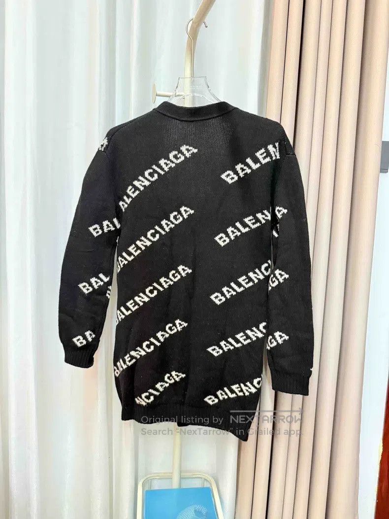 Balenciaga Balenciaga Black knit cardigan sweater with full print log Size US XS / EU 42 / 0 - 2 Thumbnail