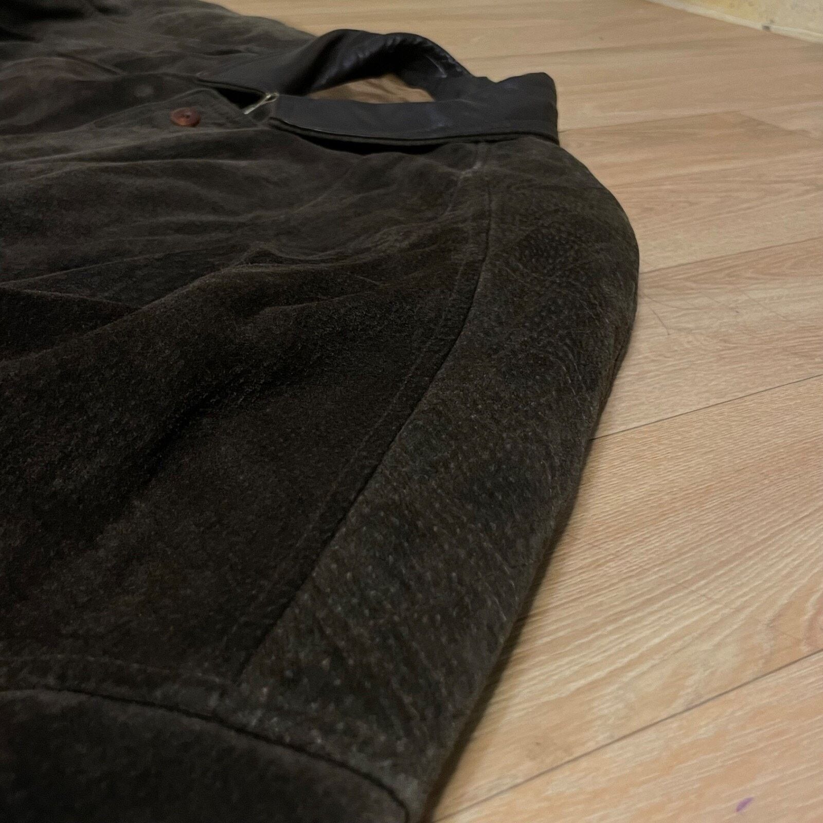 Burberry Vintage BURBERRY's Bomber Jacket SUEDE LEATHER green olive Size US L / EU 52-54 / 3 - 7 Thumbnail