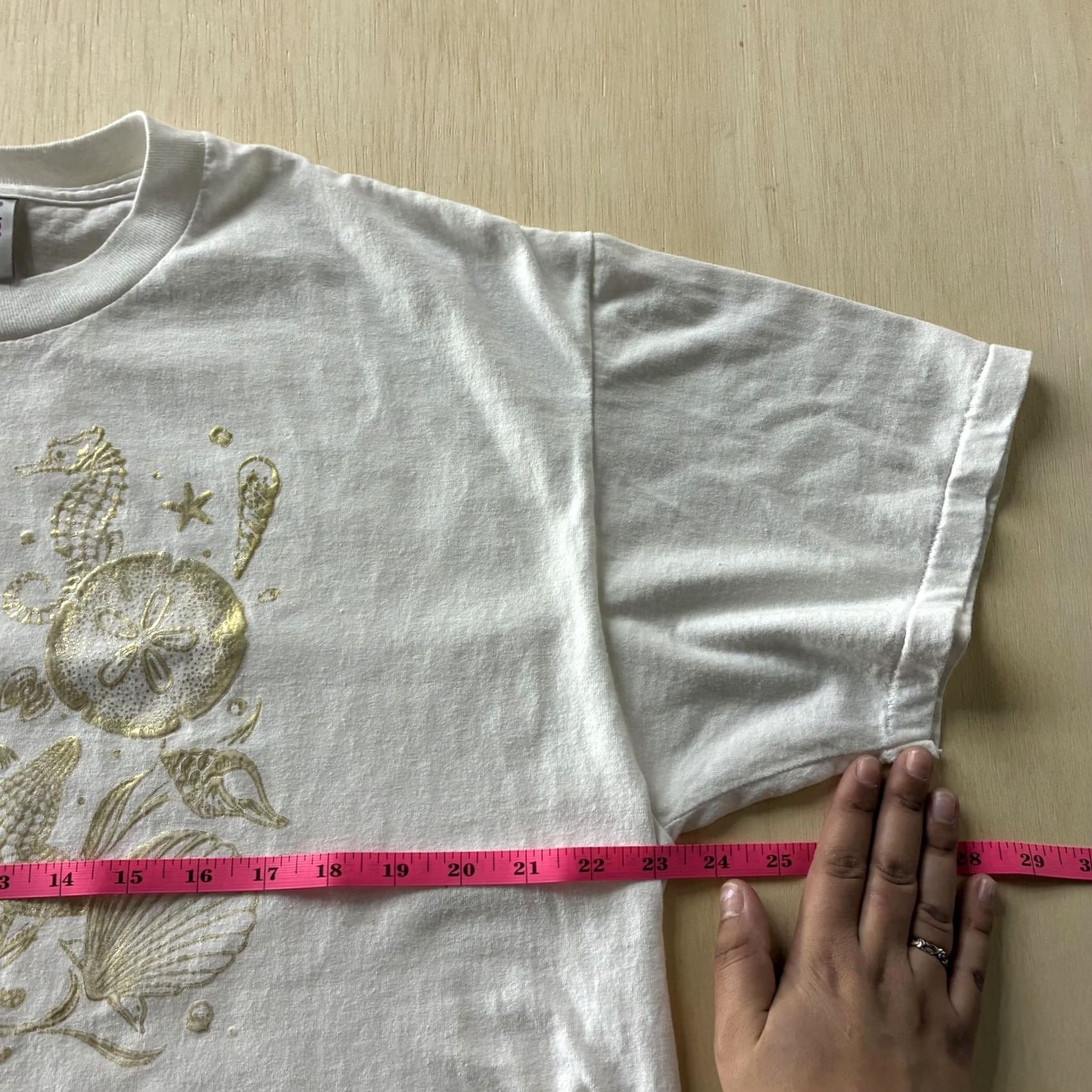Vintage VINTAGE Oneita Shirt Mens XL White Seashell Seahorse Starfish Ocean Tee T-Shirt Size US XL / EU 56 / 4 - 5 Thumbnail
