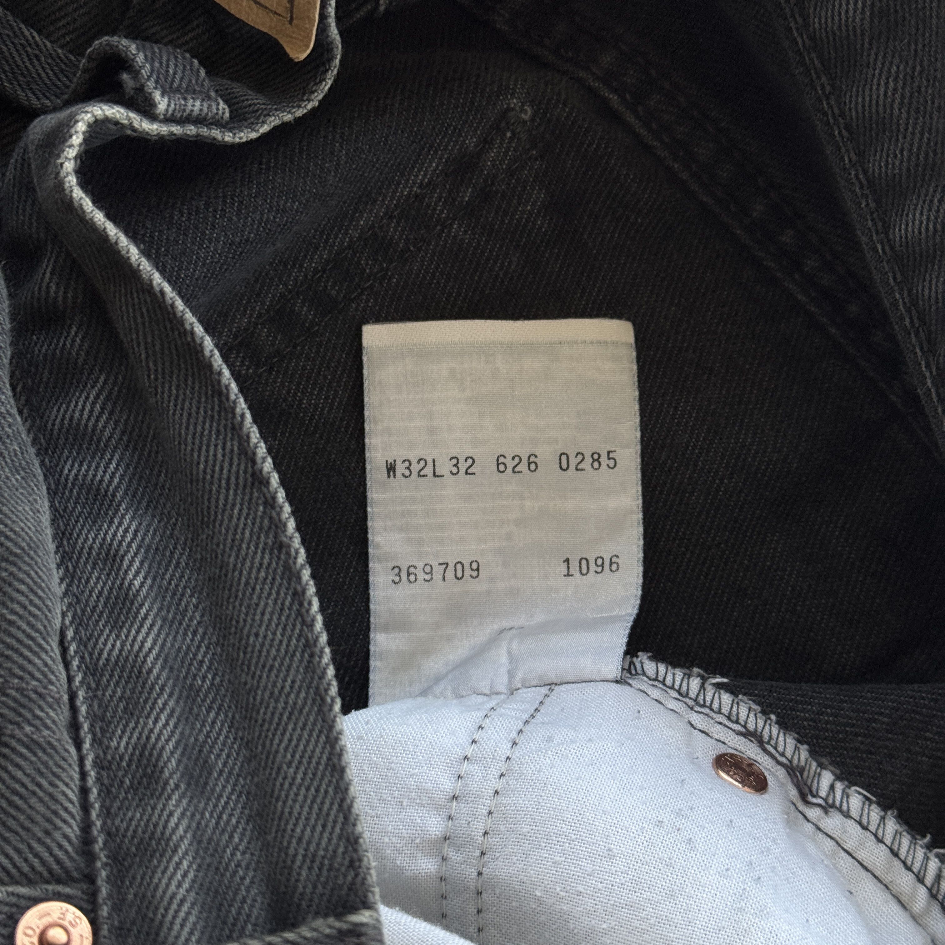 Levi's Vintage Levi’s 626 Orange Tab Black Denim Jeans W32 L32 Size US 32 / EU 48 - 6 Thumbnail