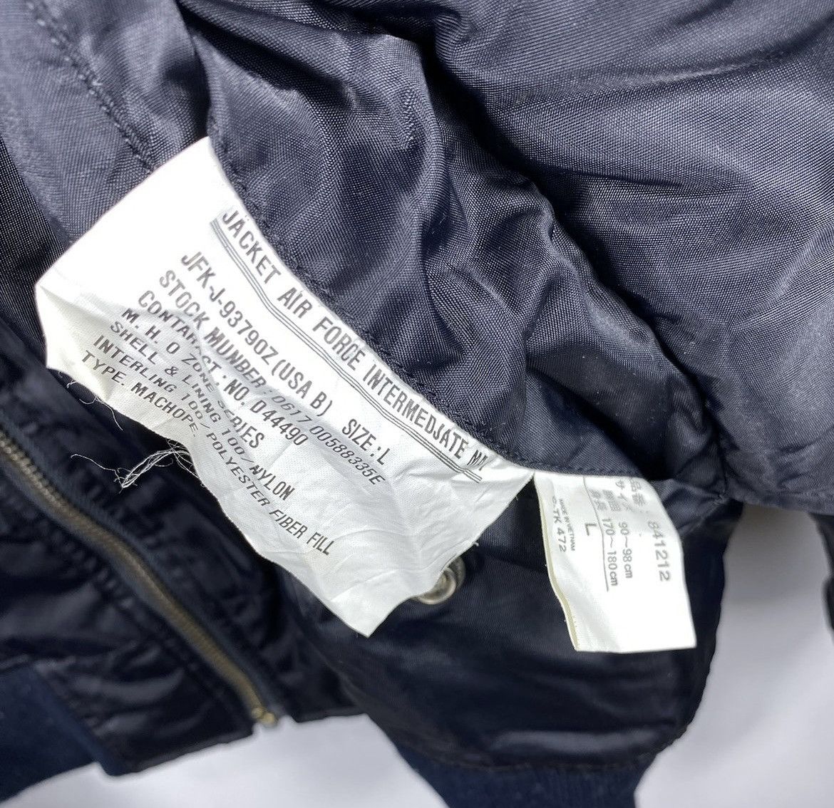 Vintage Vintage MA-1 Balenciaga Style Bomber Jacket Air Force Size US L / EU 52-54 / 3 - 4 Thumbnail