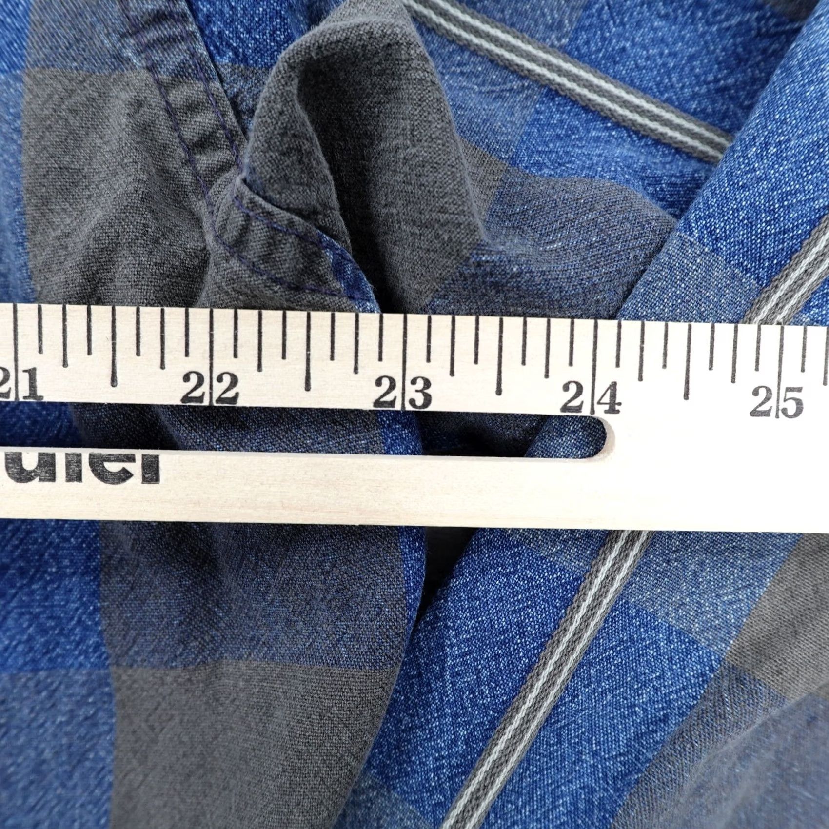 Wrangler VINTAGE Wrangler Shirt Mens XL Blue Gray Plaid Chambray Western Pearl Snap 90s Size US XL / EU 56 / 4 - 4 Thumbnail