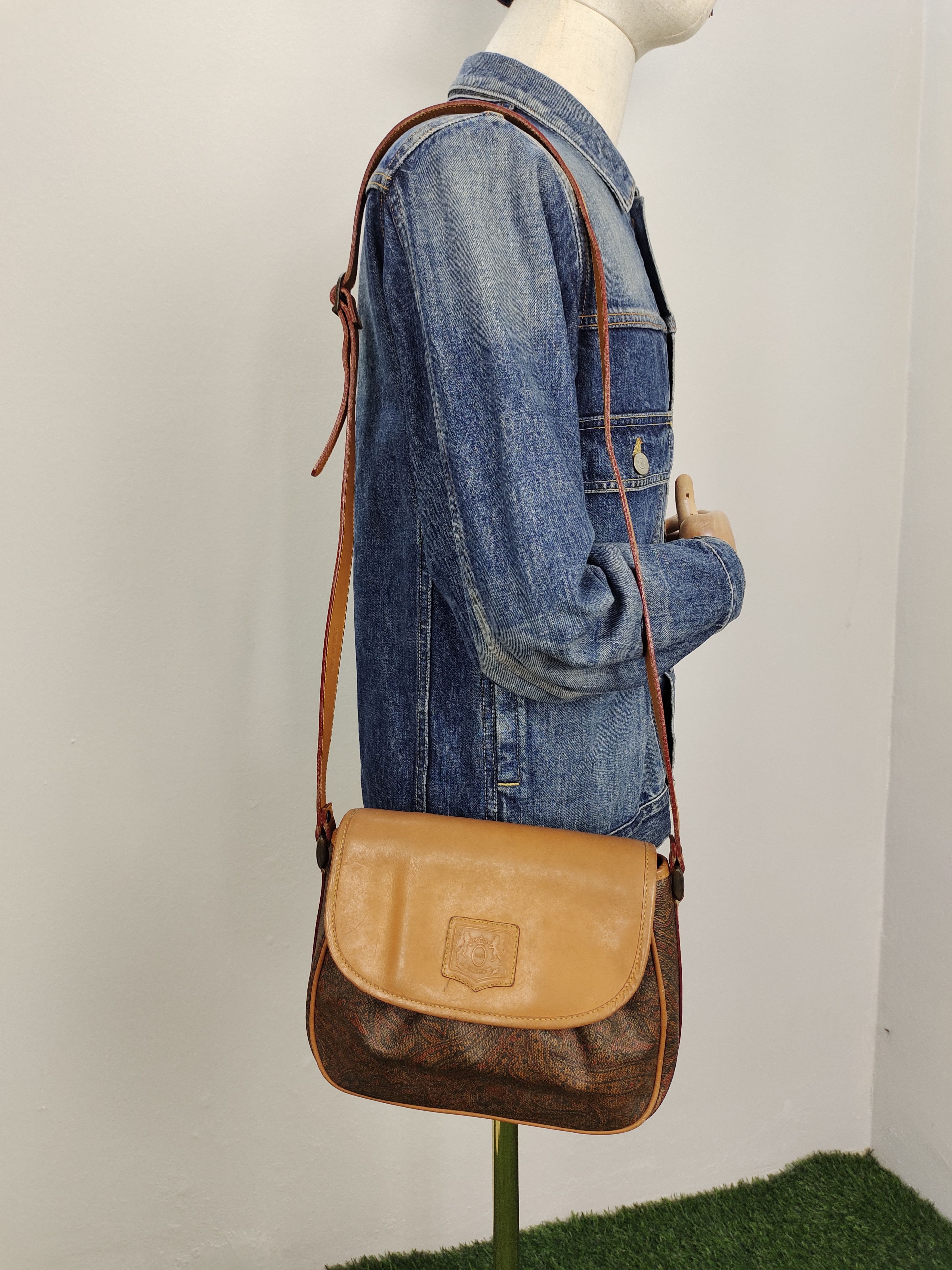 Leather Vintage 80s Linea Gani Floral Japan Patina Crossbody Bag Size ONE SIZE - 1 Thumbnail