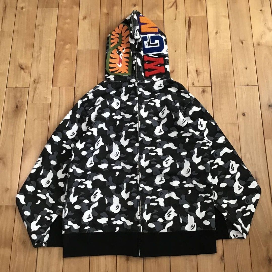 Bape 🔥DSMG Store Camo🔥 BAPE Separate shark full zip hoodie APE Size US L / EU 52-54 / 3 - 2 Thumbnail