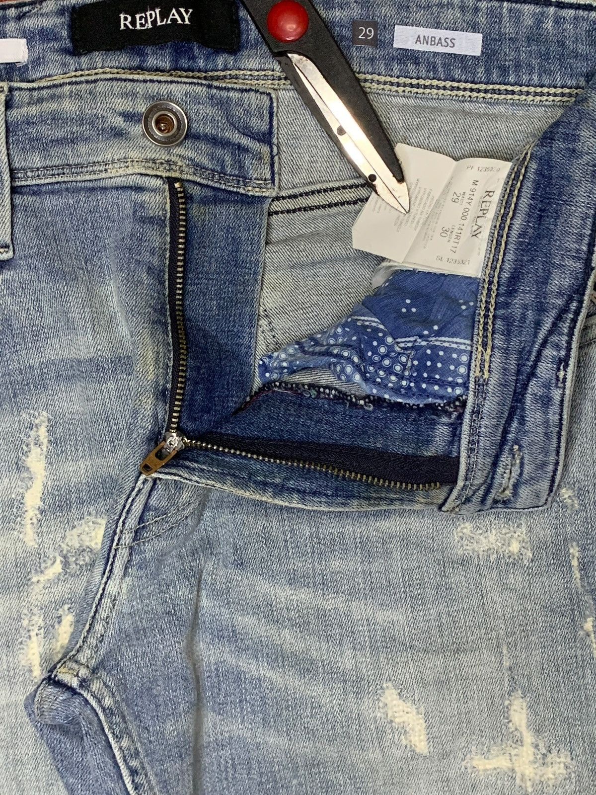 Japanese Brand × Replay Vintage Rattle Trap X Replay Faded Wash Distress Slim Jeans Size US 30 / EU 46 - 9 Thumbnail