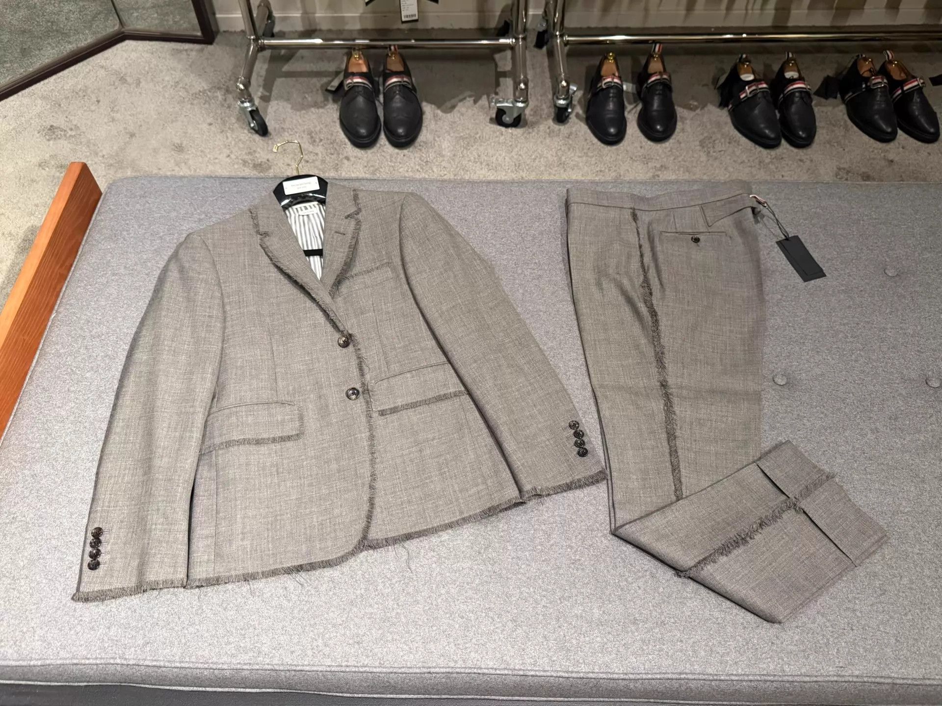 Thom Browne Thom Browne Runway Raw Edge Mid-Gray Wool Suit Size 1 95 New Size US S / EU 44-46 / 1 - 7 Thumbnail