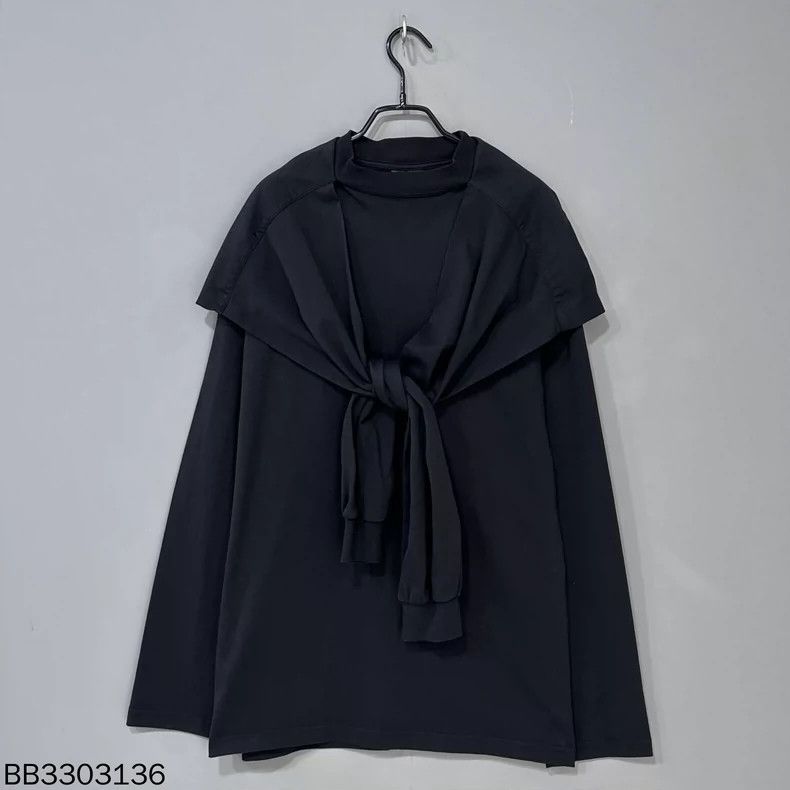 Balenciaga Balenciaga FW24 Four-Sleeve Hooded Double Ring logo Fake Tw Size US S / EU 44-46 / 1 - 1 Thumbnail