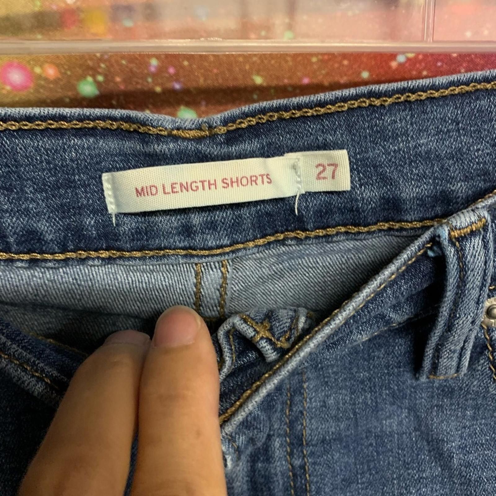 Designer Blue Jean Shorts with Distressed Rolled Hem Size 27" / US 4 / IT 40 - 2 Thumbnail