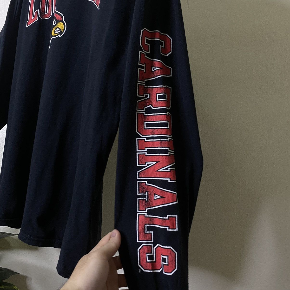 NCAA × Vintage 2000s University of Louisville Cardinals Basketball NCAA LS Size US XL / EU 56 / 4 - 3 Thumbnail